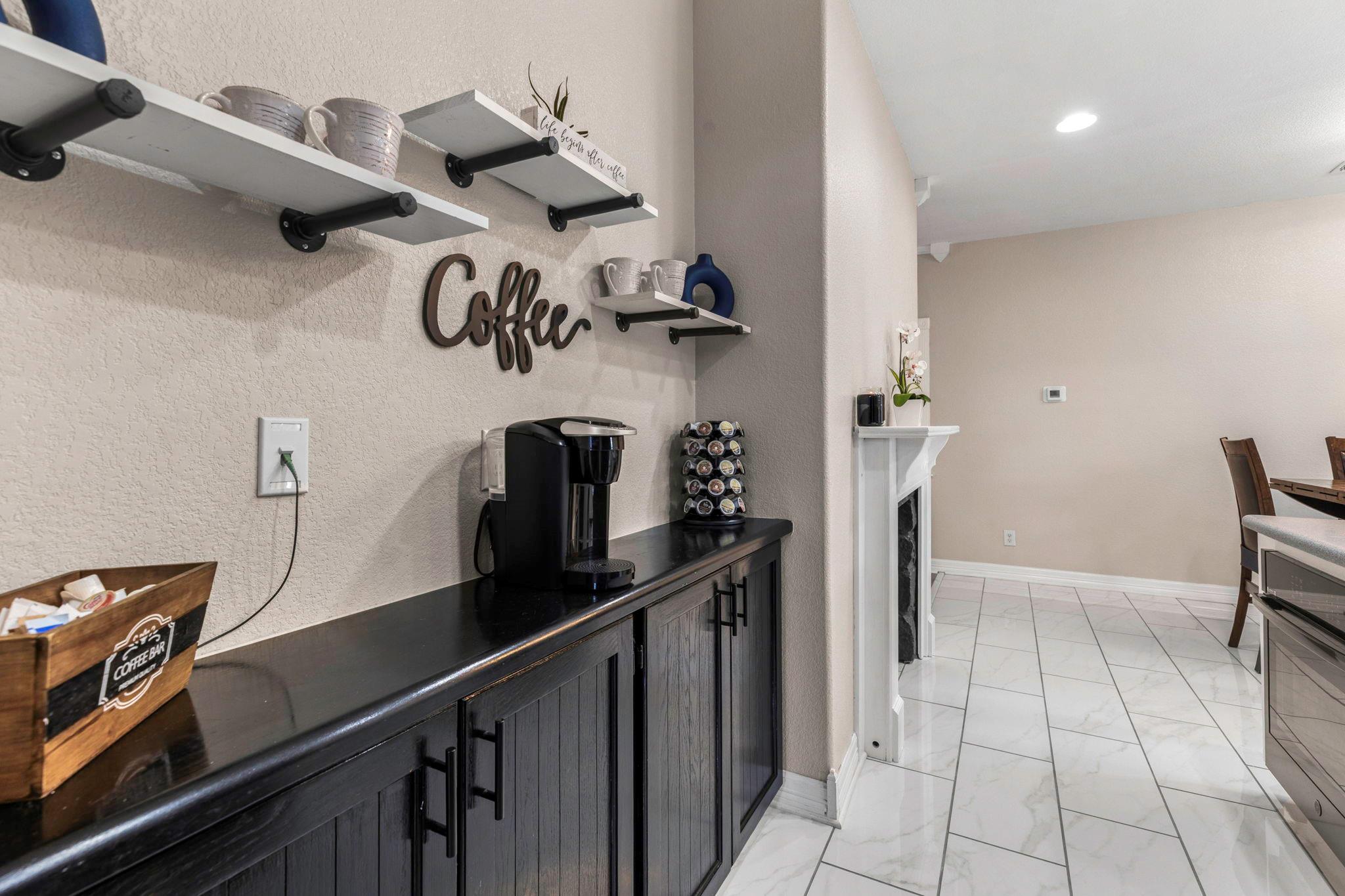 Image 12 of 40 For 771 Hillje Rd