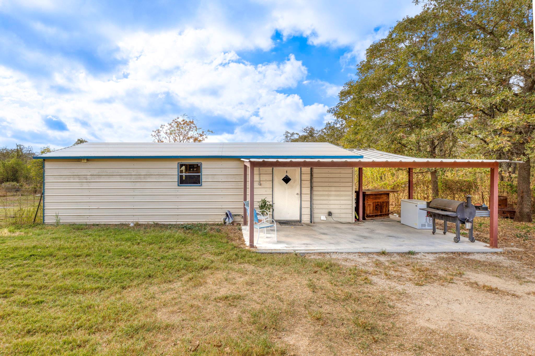 Image 23 of 40 For 771 Hillje Rd