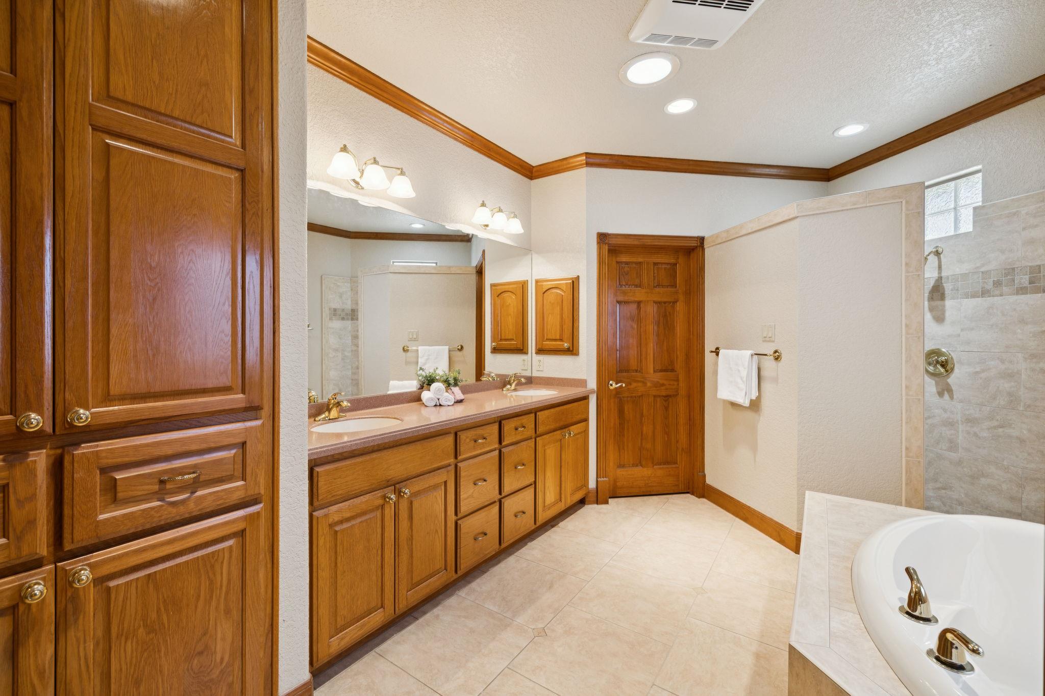 Image 8 of 34 For 85 Rio Colorado Dr