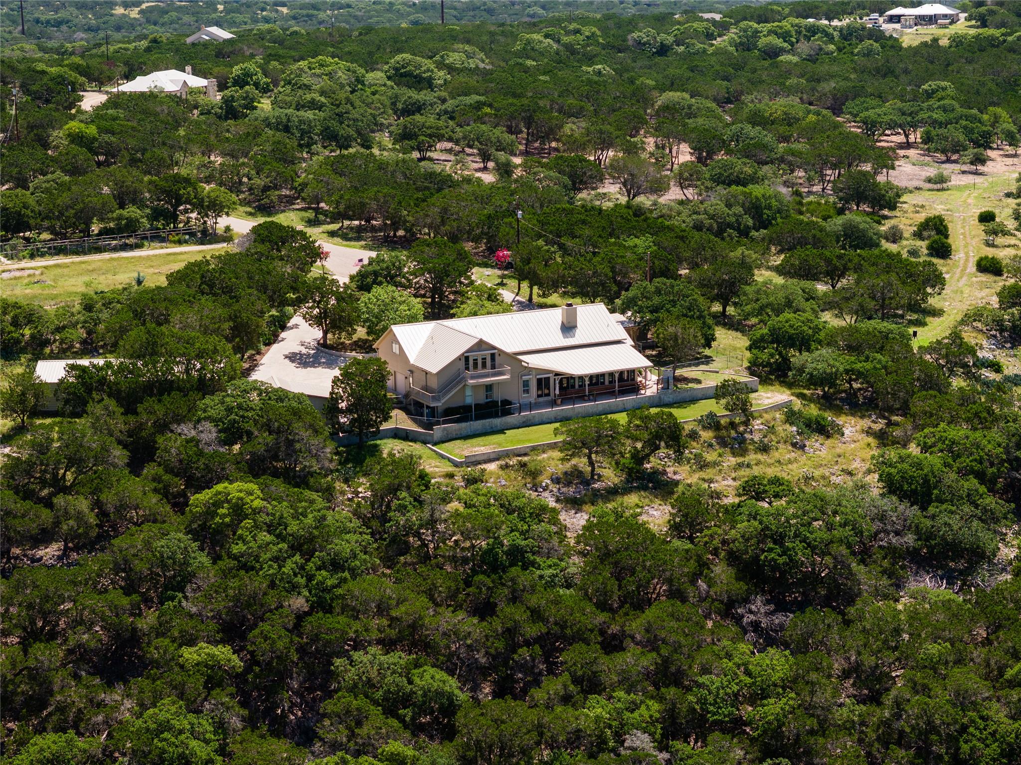 Image 36 of 39 For 125 Deer Haven Ln W