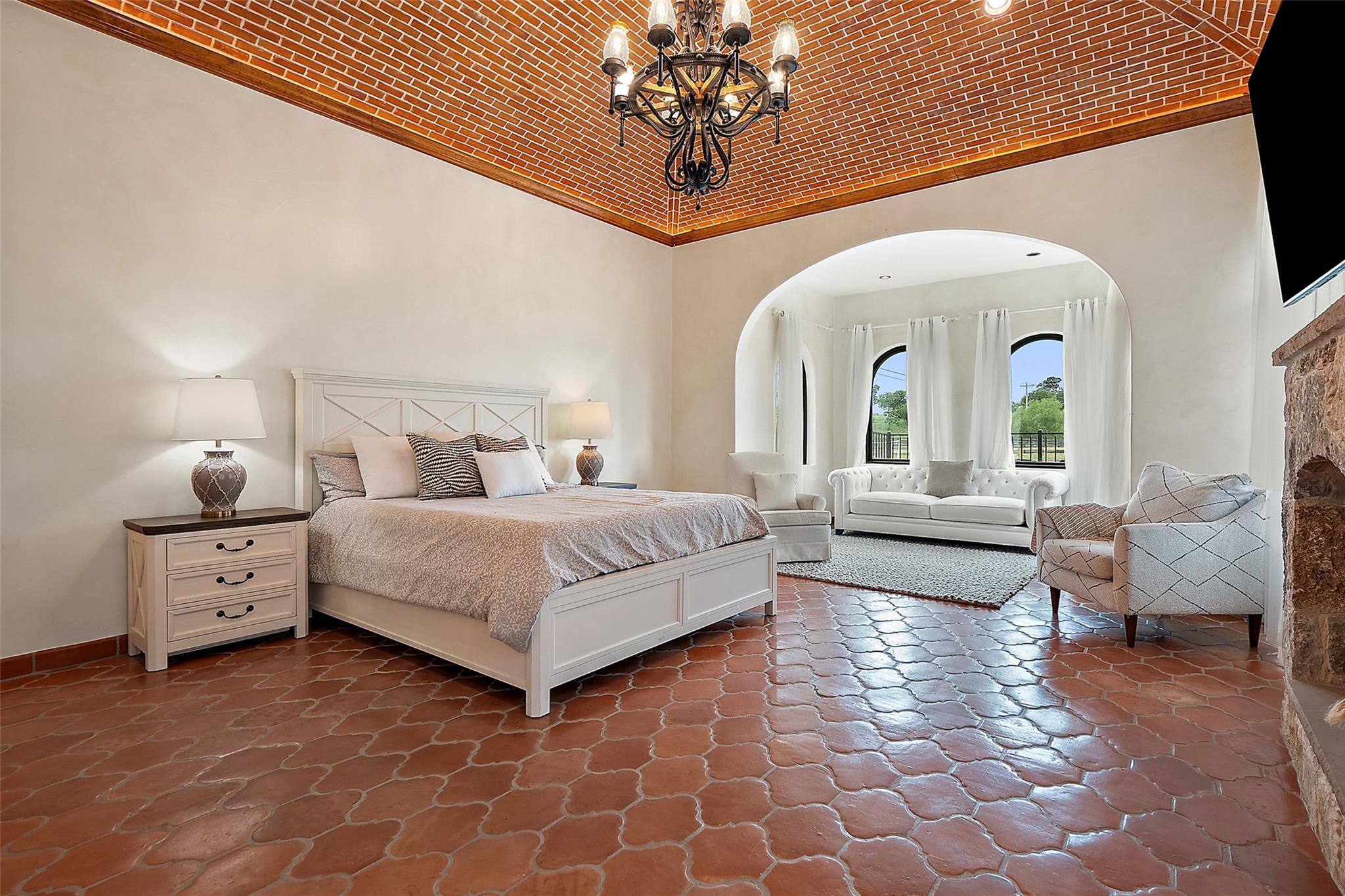 Image 17 of 40 For 108 Country Vista Ln