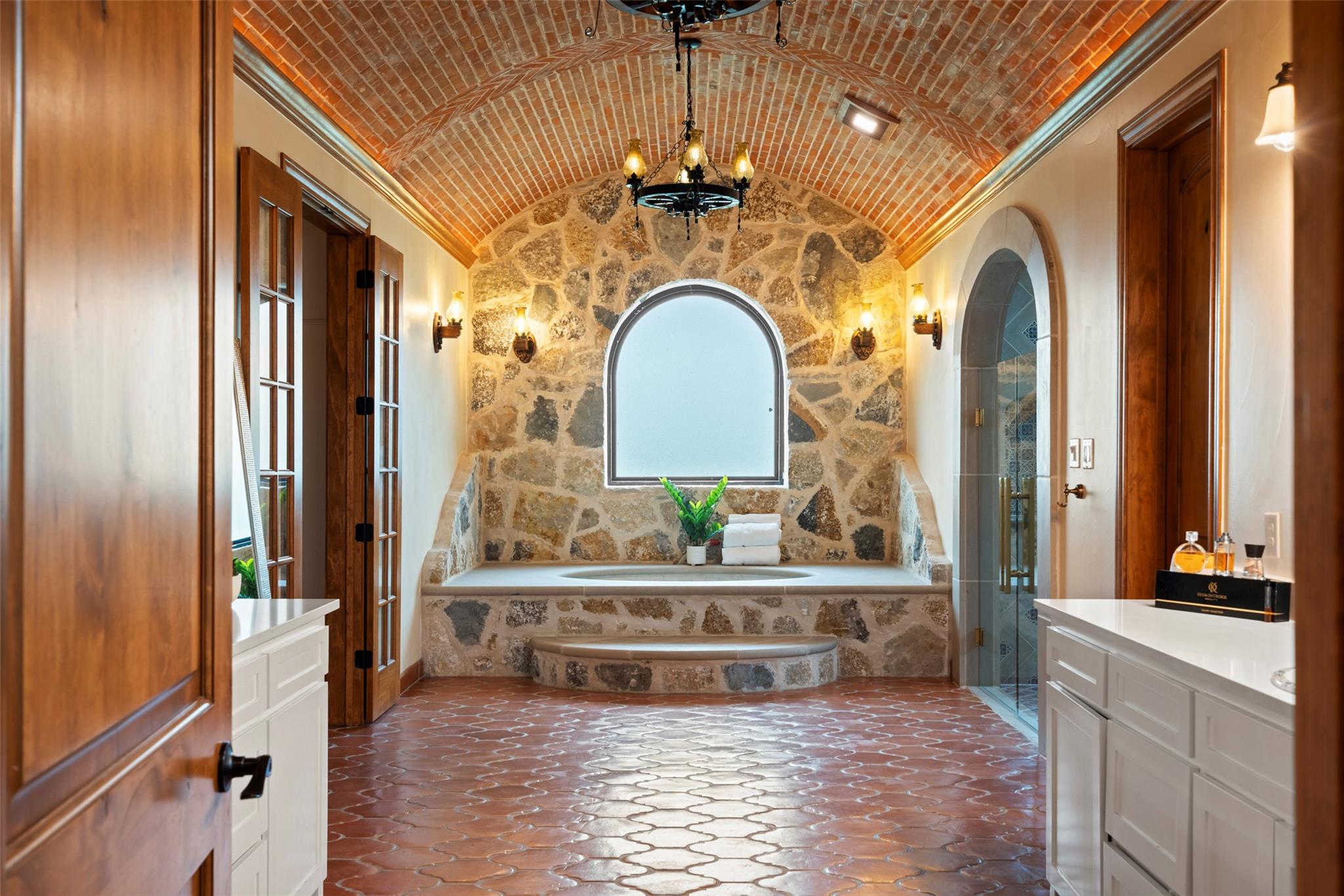 Image 18 of 40 For 108 Country Vista Ln