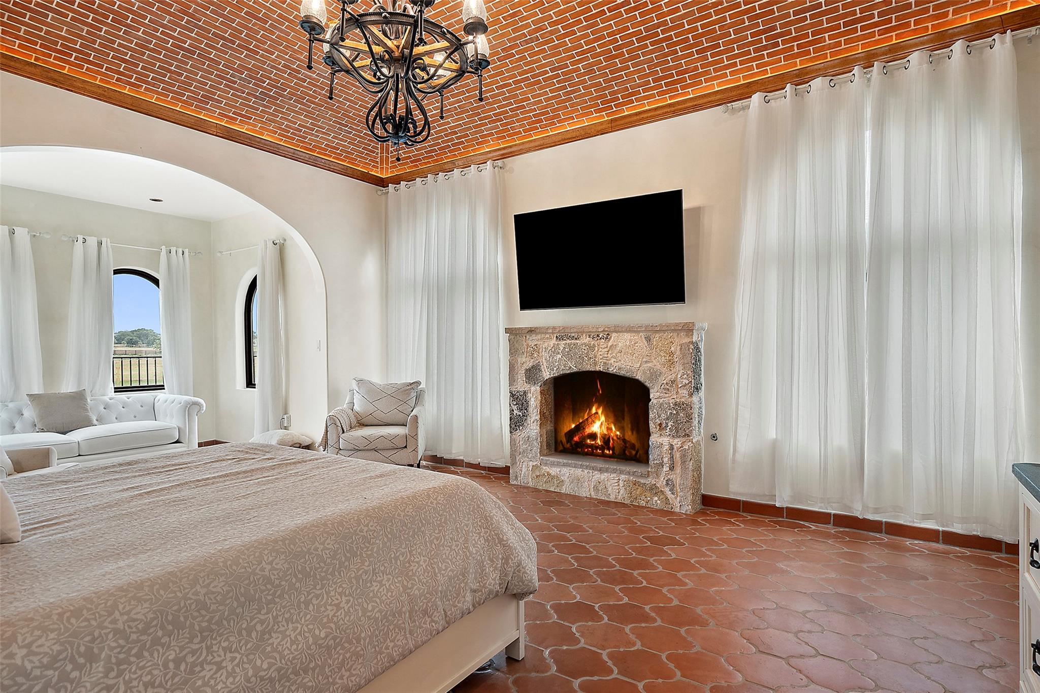 Image 19 of 40 For 108 Country Vista Ln