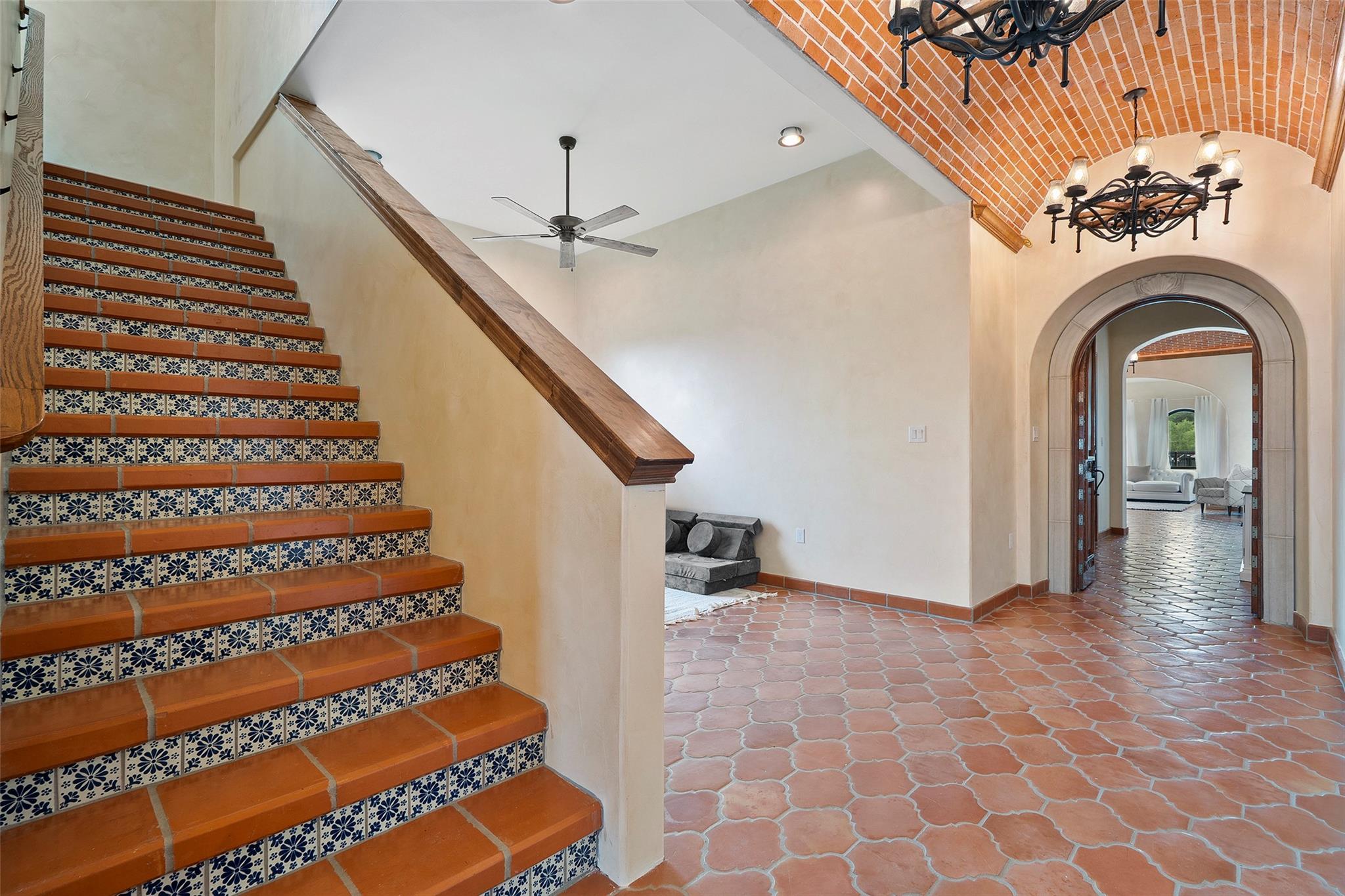 Image 22 of 40 For 108 Country Vista Ln