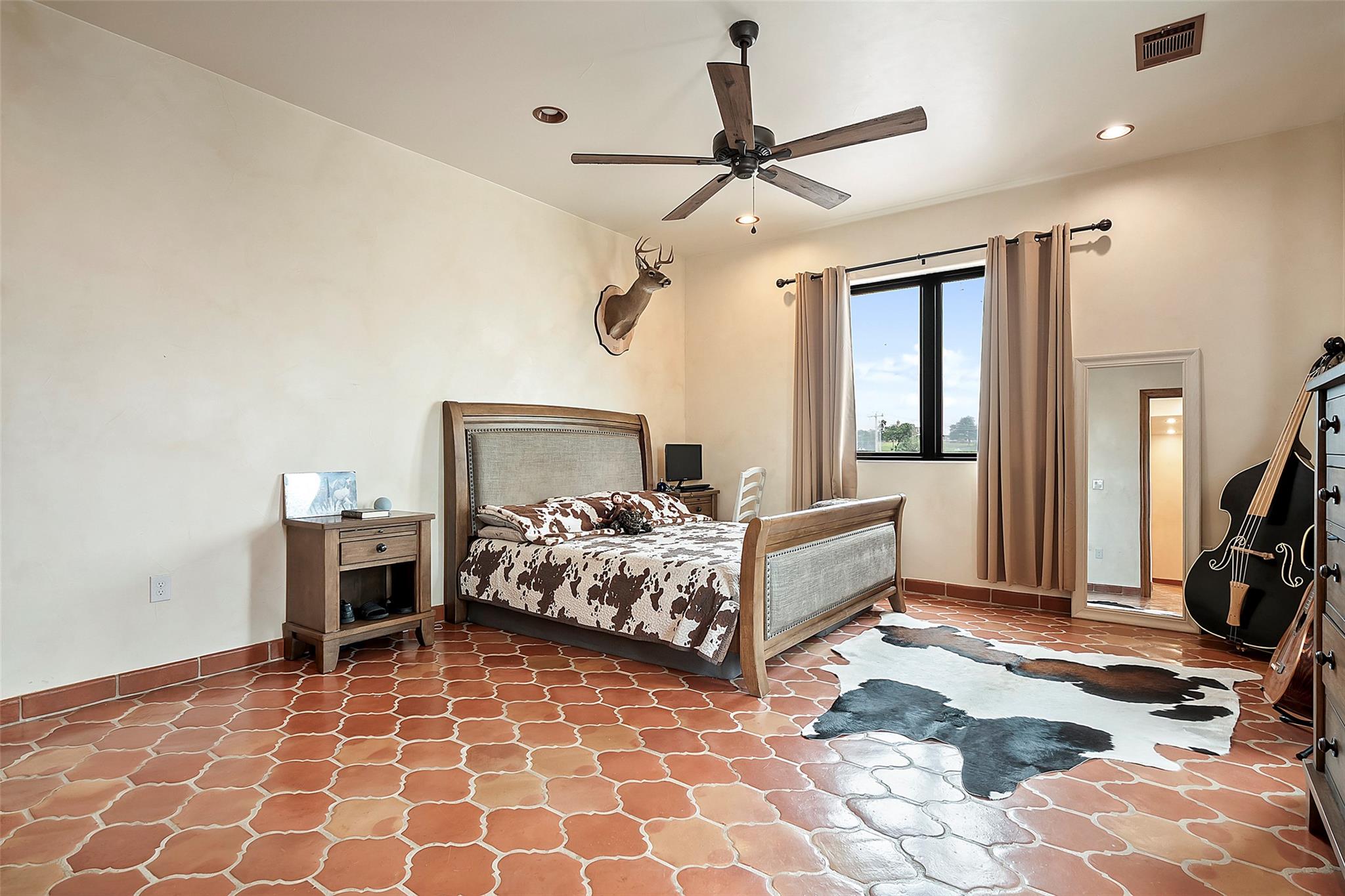 Image 26 of 40 For 108 Country Vista Ln