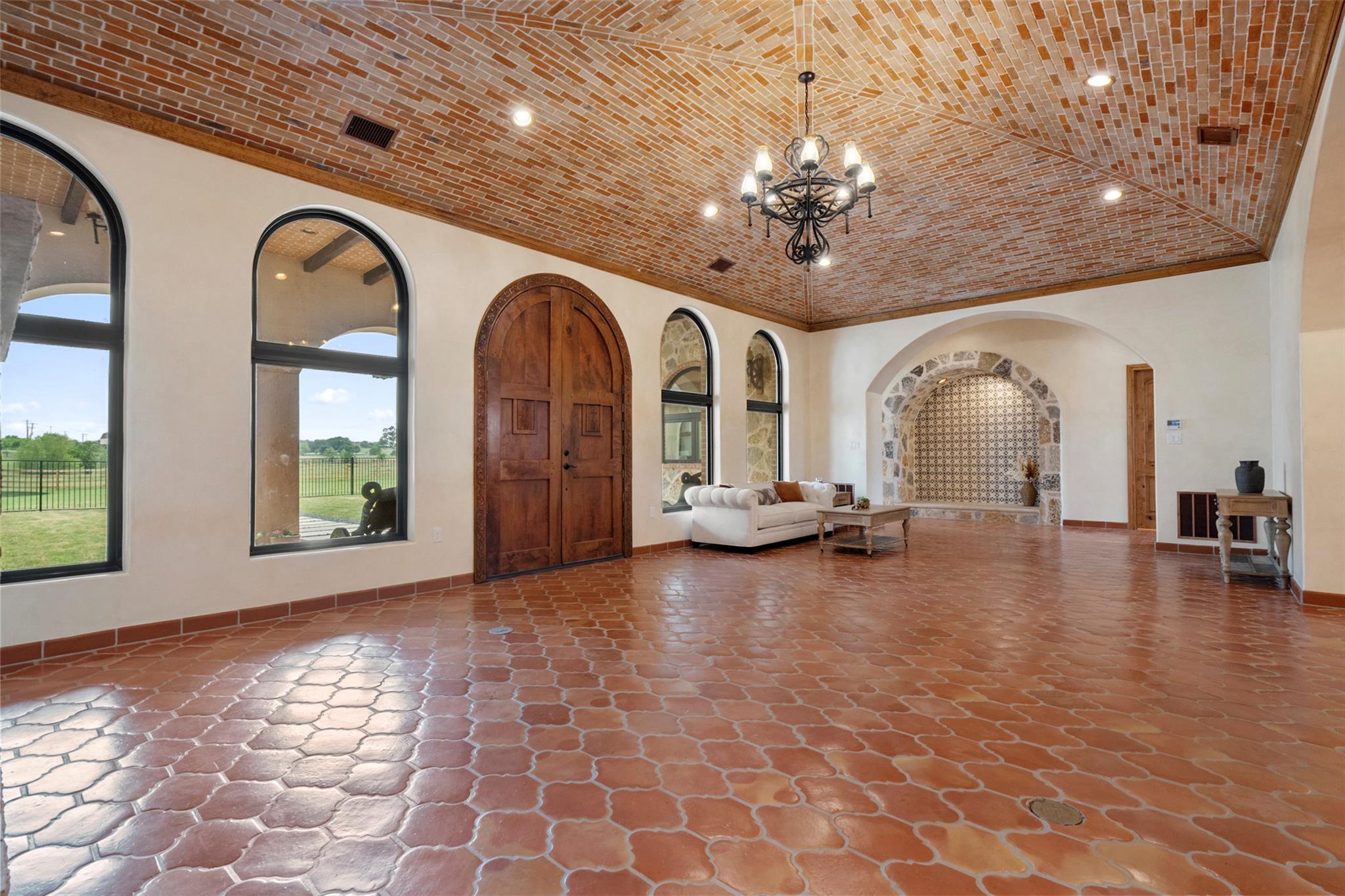 Image 38 of 40 For 108 Country Vista Ln