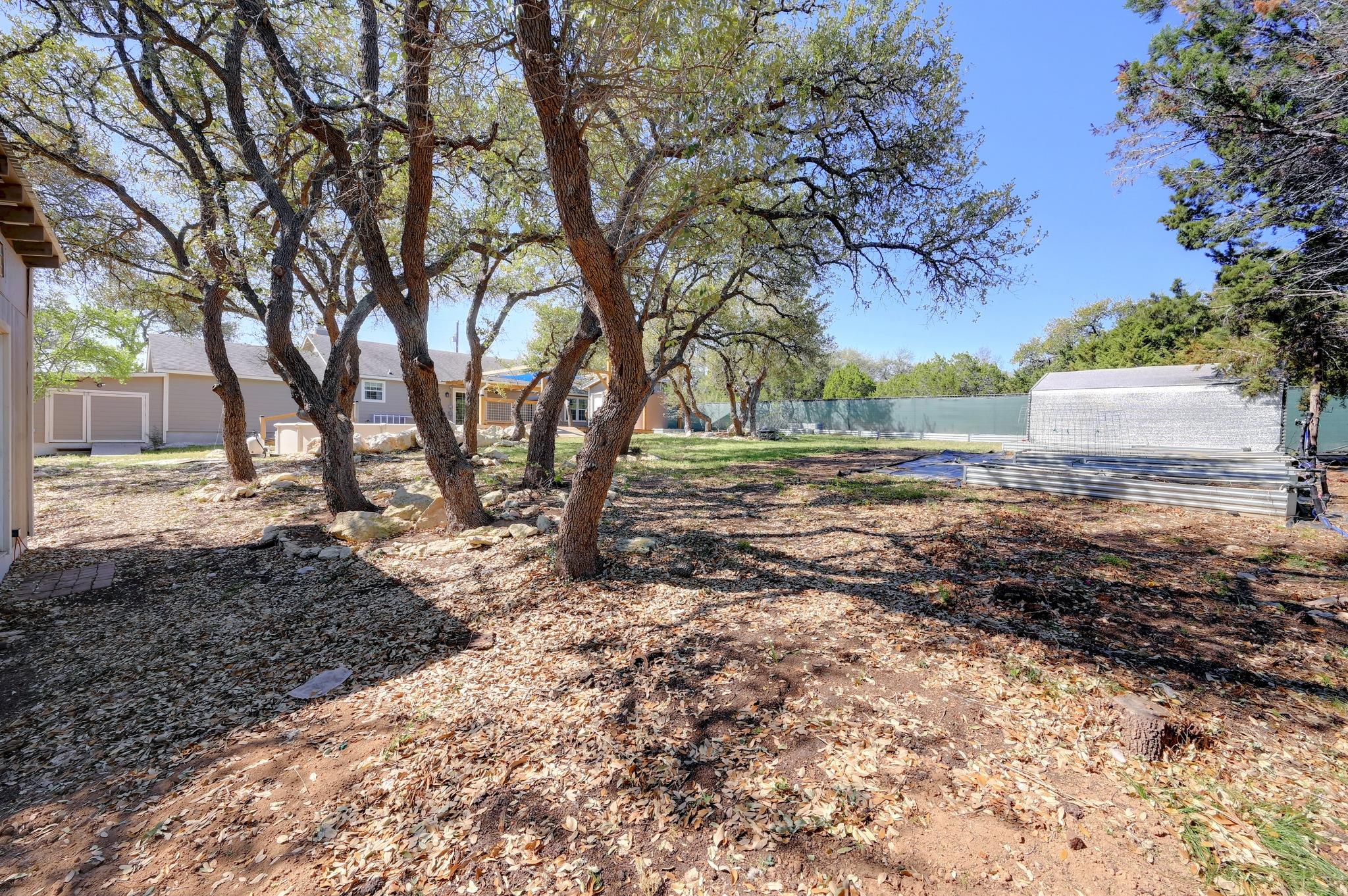 Image 25 of 40 For 141 Arnold Dr