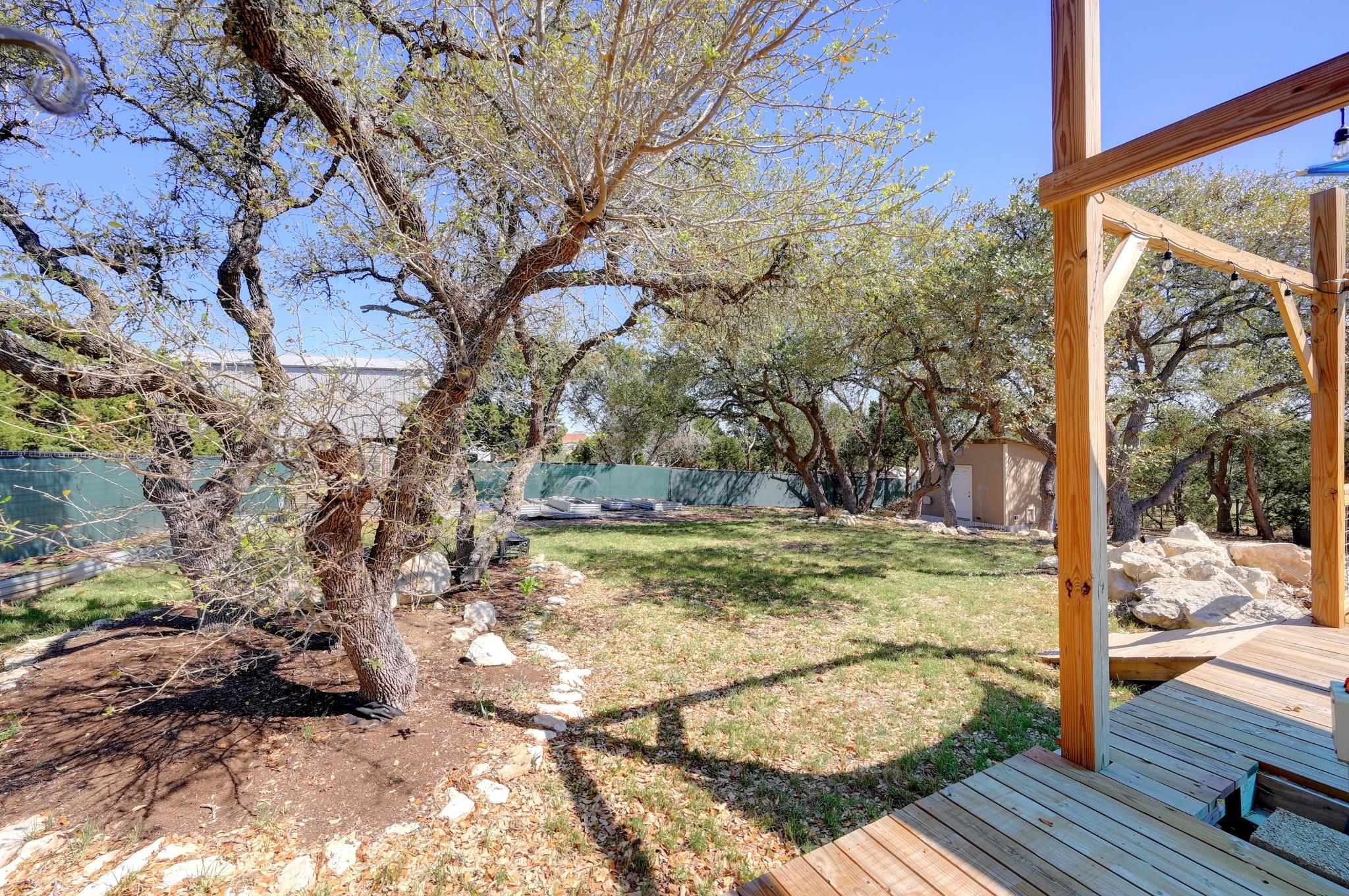 Image 28 of 40 For 141 Arnold Dr