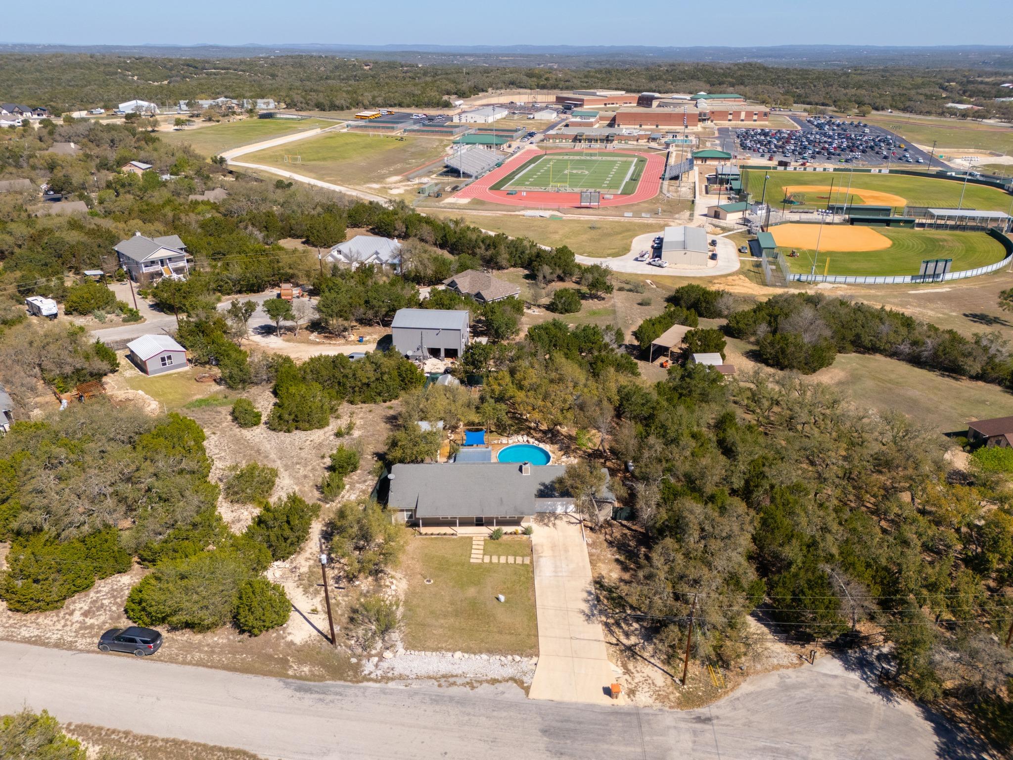 Image 32 of 40 For 141 Arnold Dr