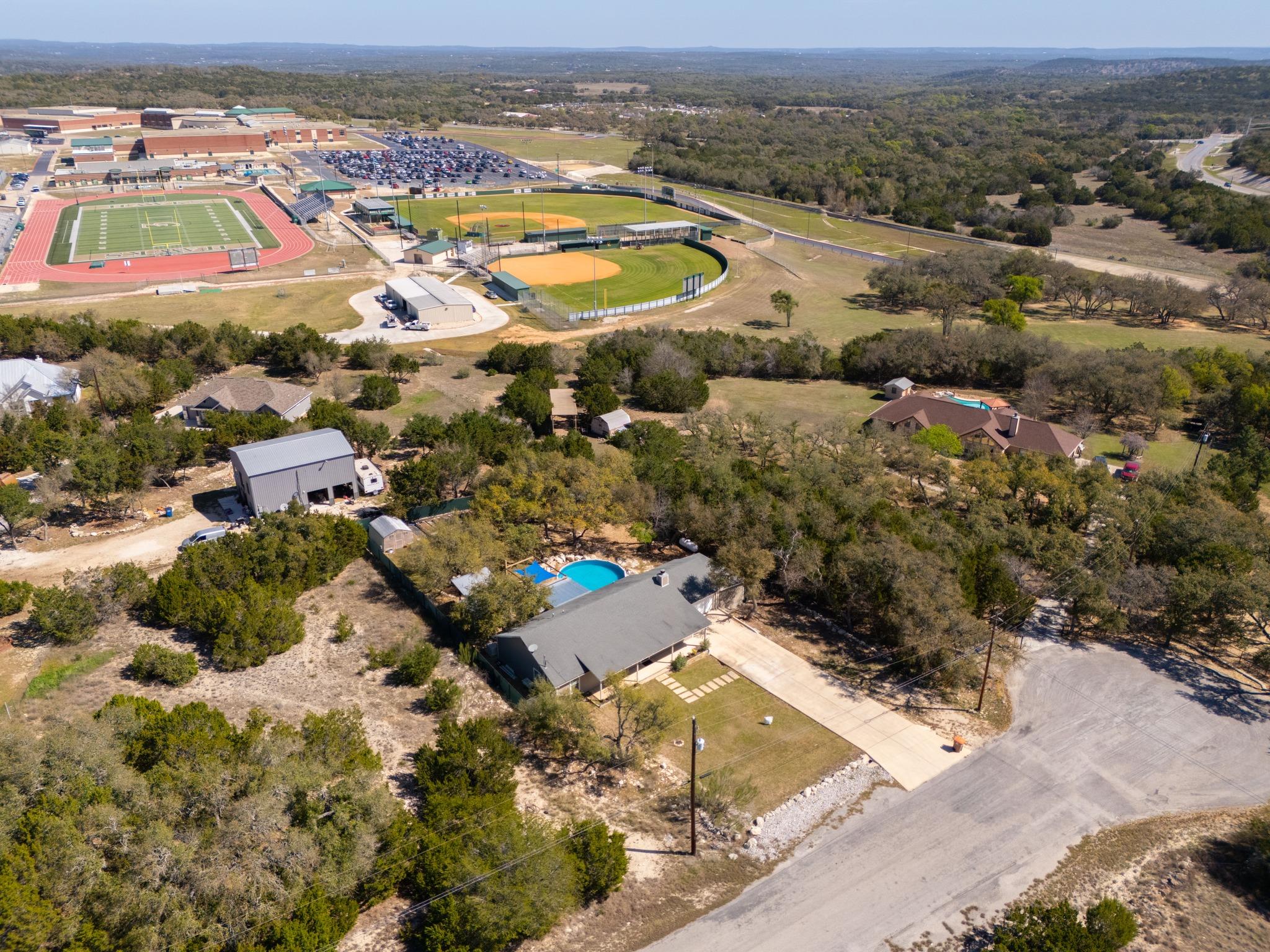 Image 34 of 40 For 141 Arnold Dr