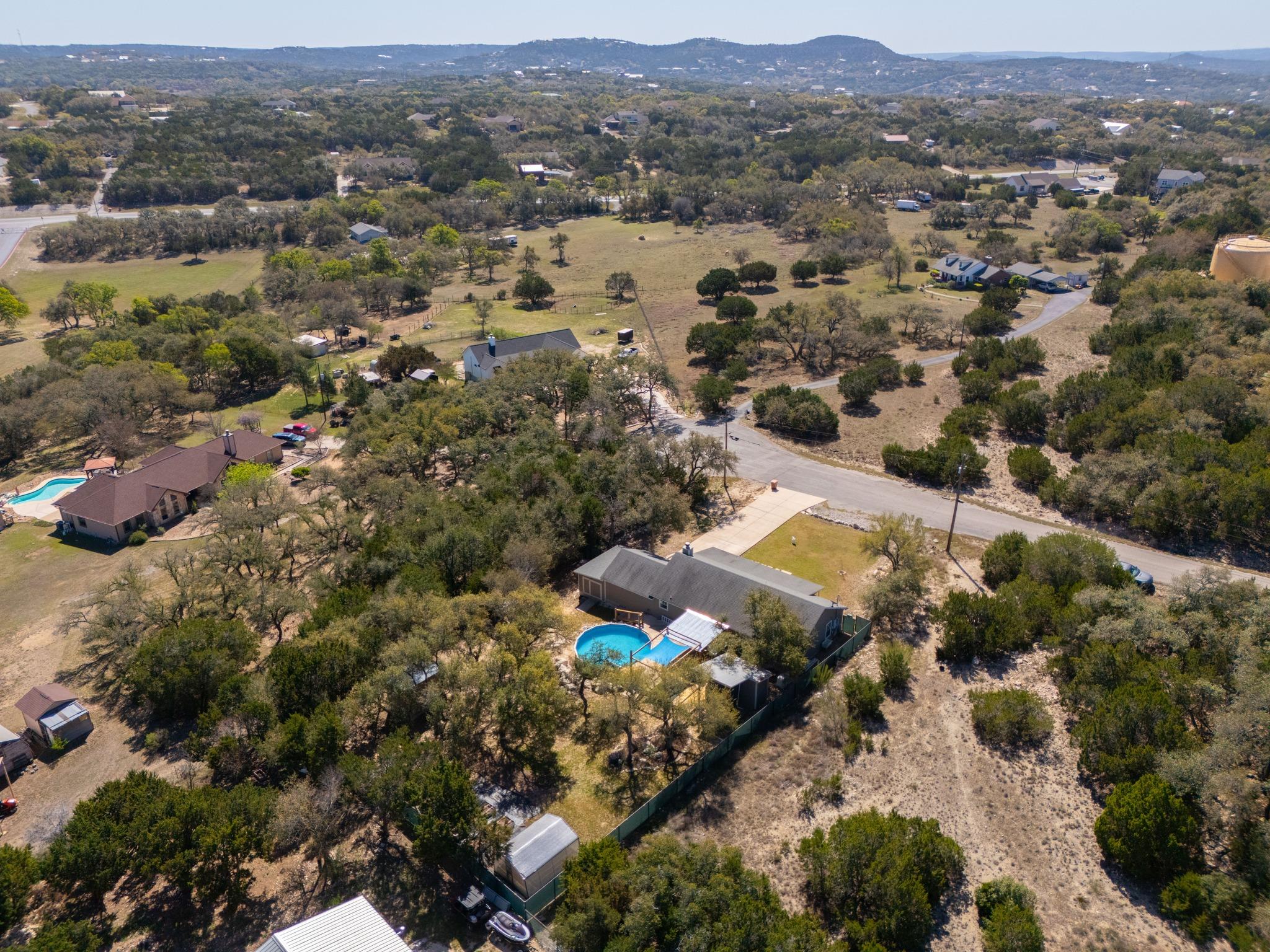 Image 35 of 40 For 141 Arnold Dr