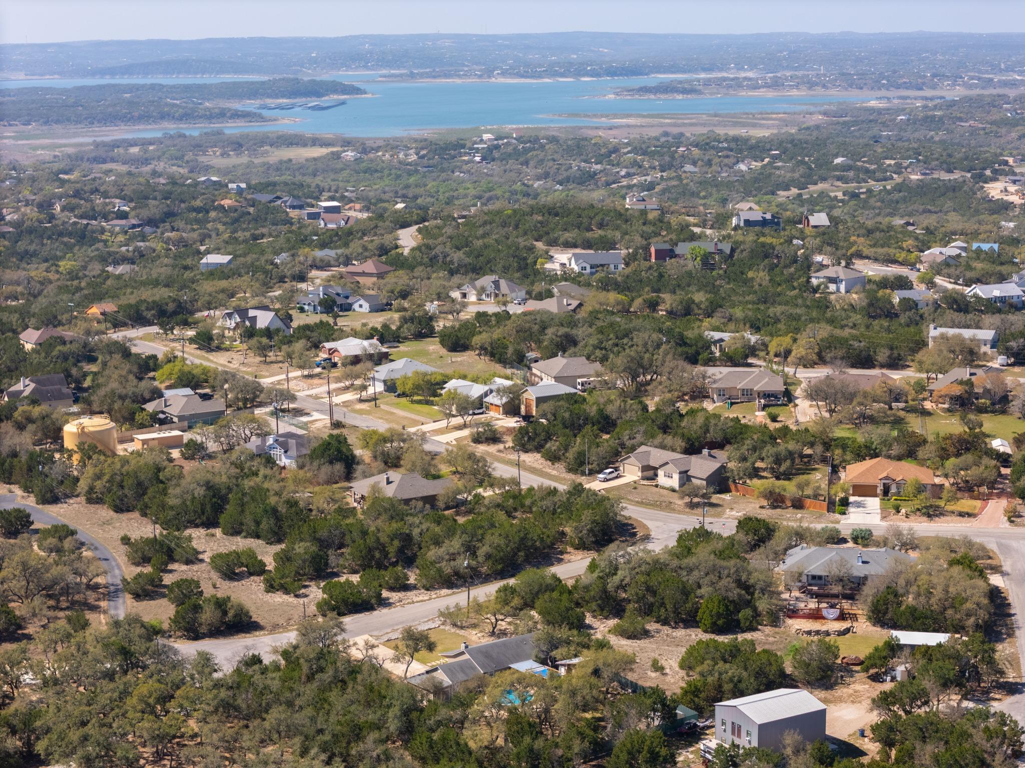 Image 37 of 40 For 141 Arnold Dr