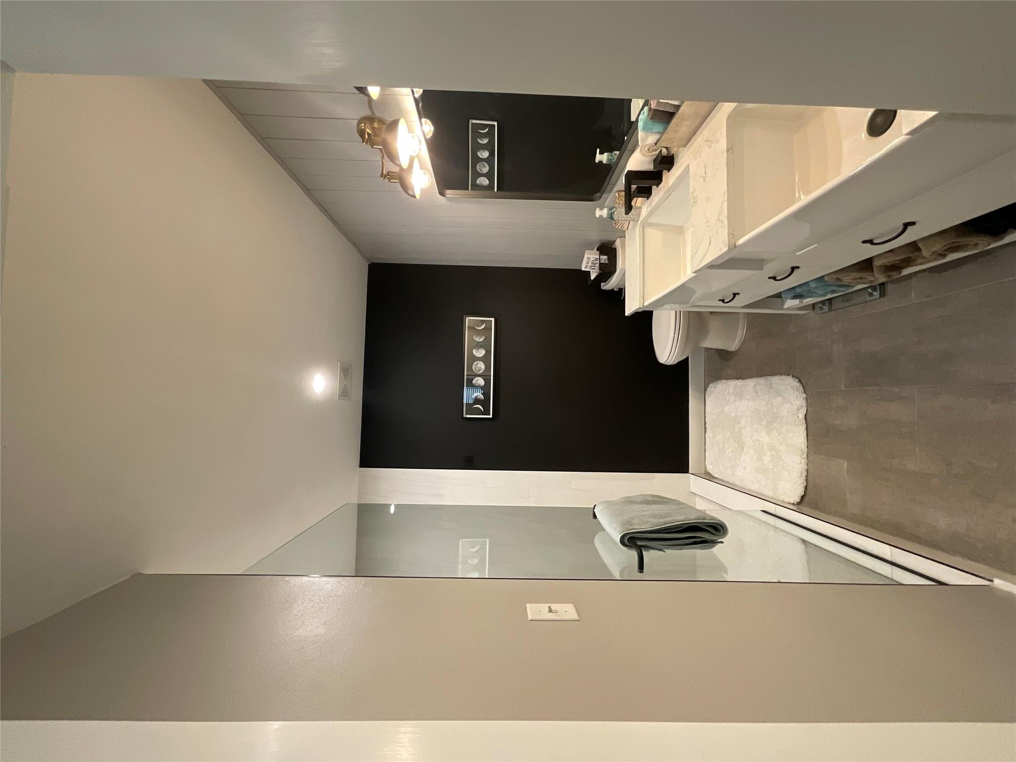 Image 23 of 39 For 322-342 Whispering Woods Dr