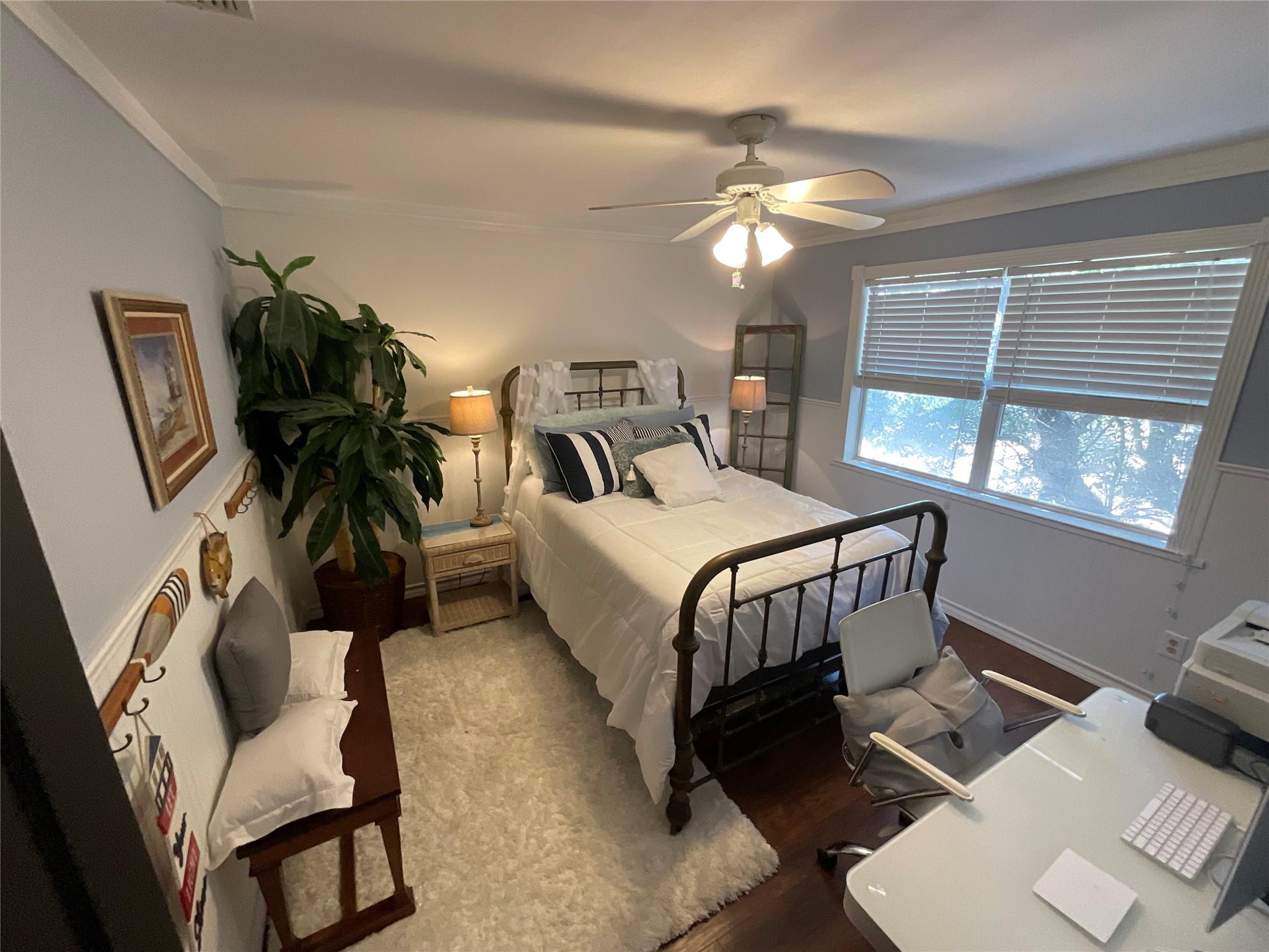 Image 26 of 39 For 322-342 Whispering Woods Dr