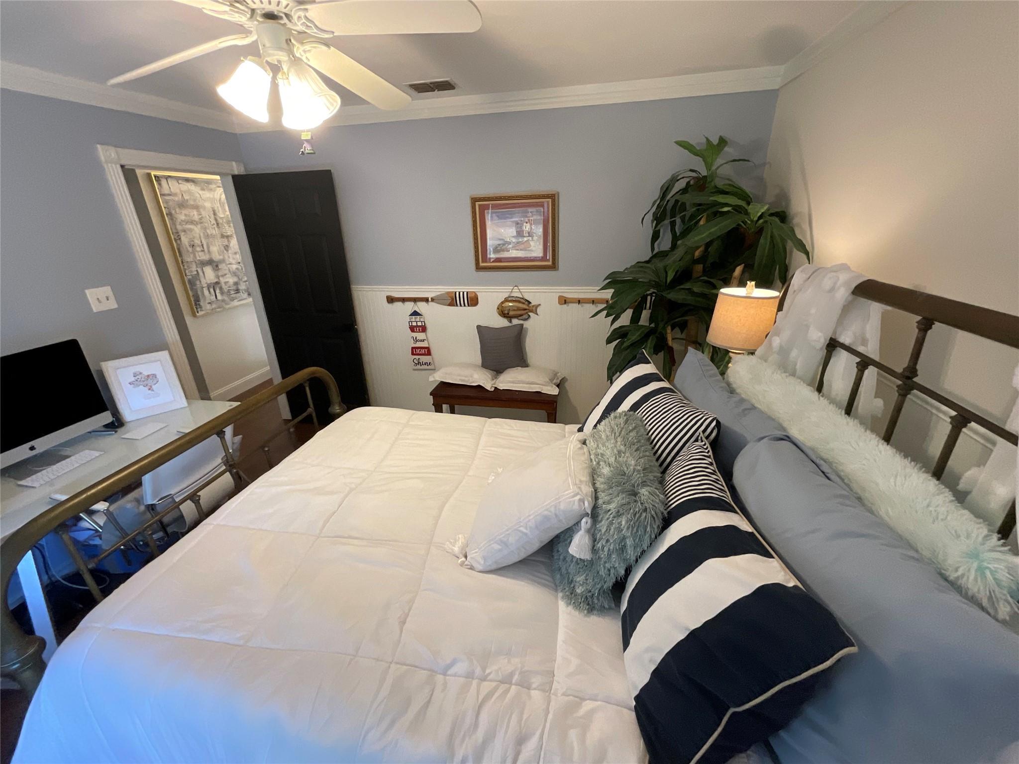 Image 27 of 39 For 322-342 Whispering Woods Dr