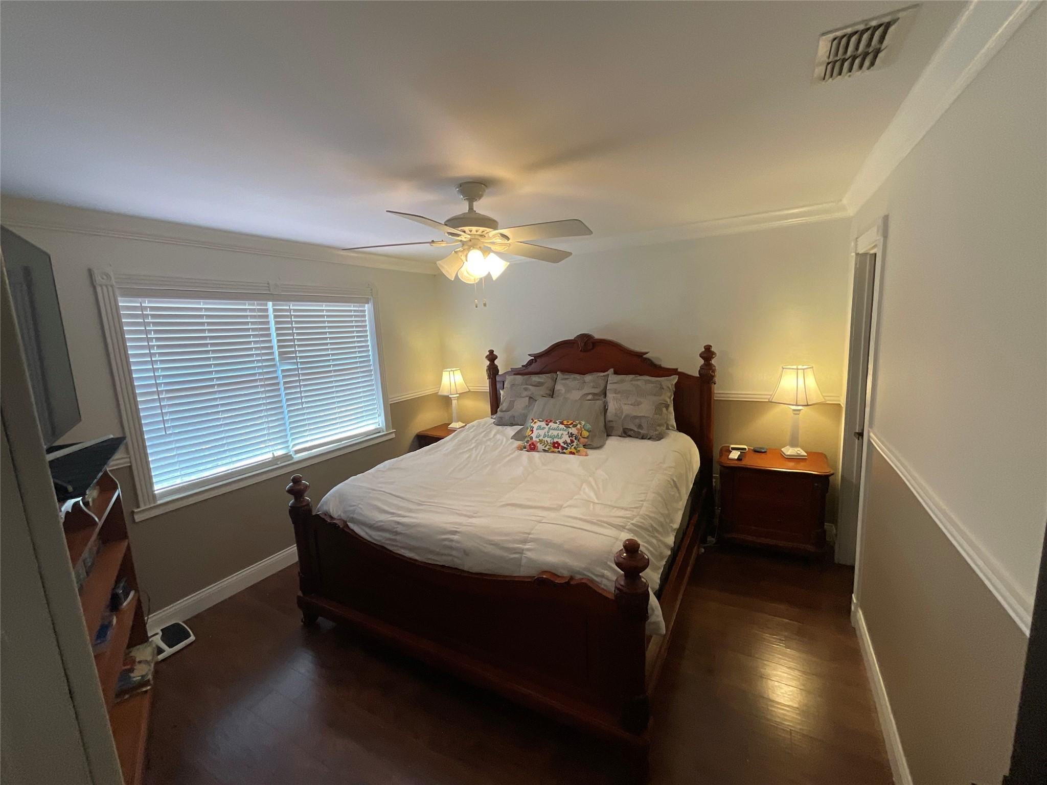 Image 30 of 39 For 322-342 Whispering Woods Dr