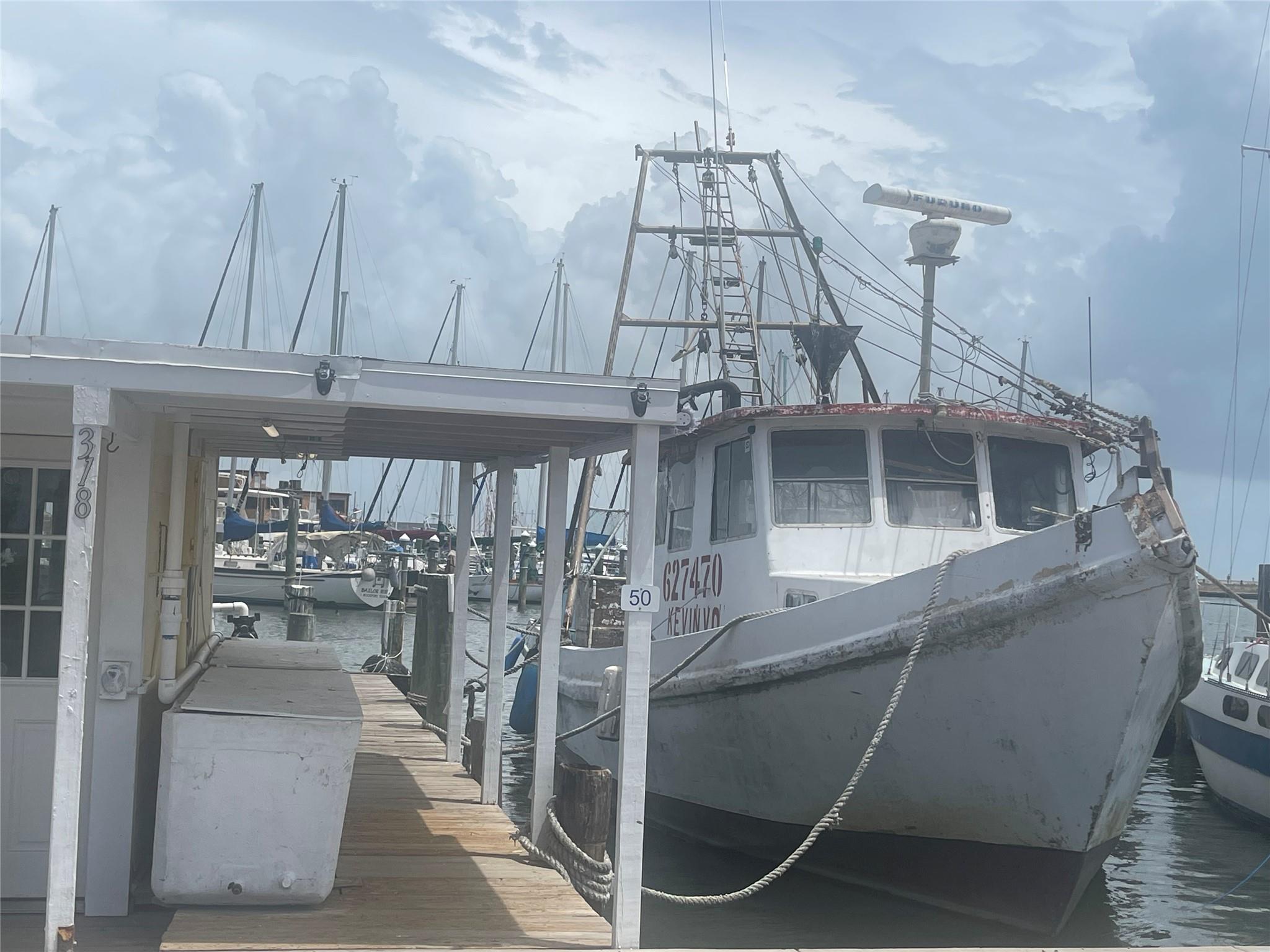 Image 37 of 39 For 322-342 Whispering Woods Dr