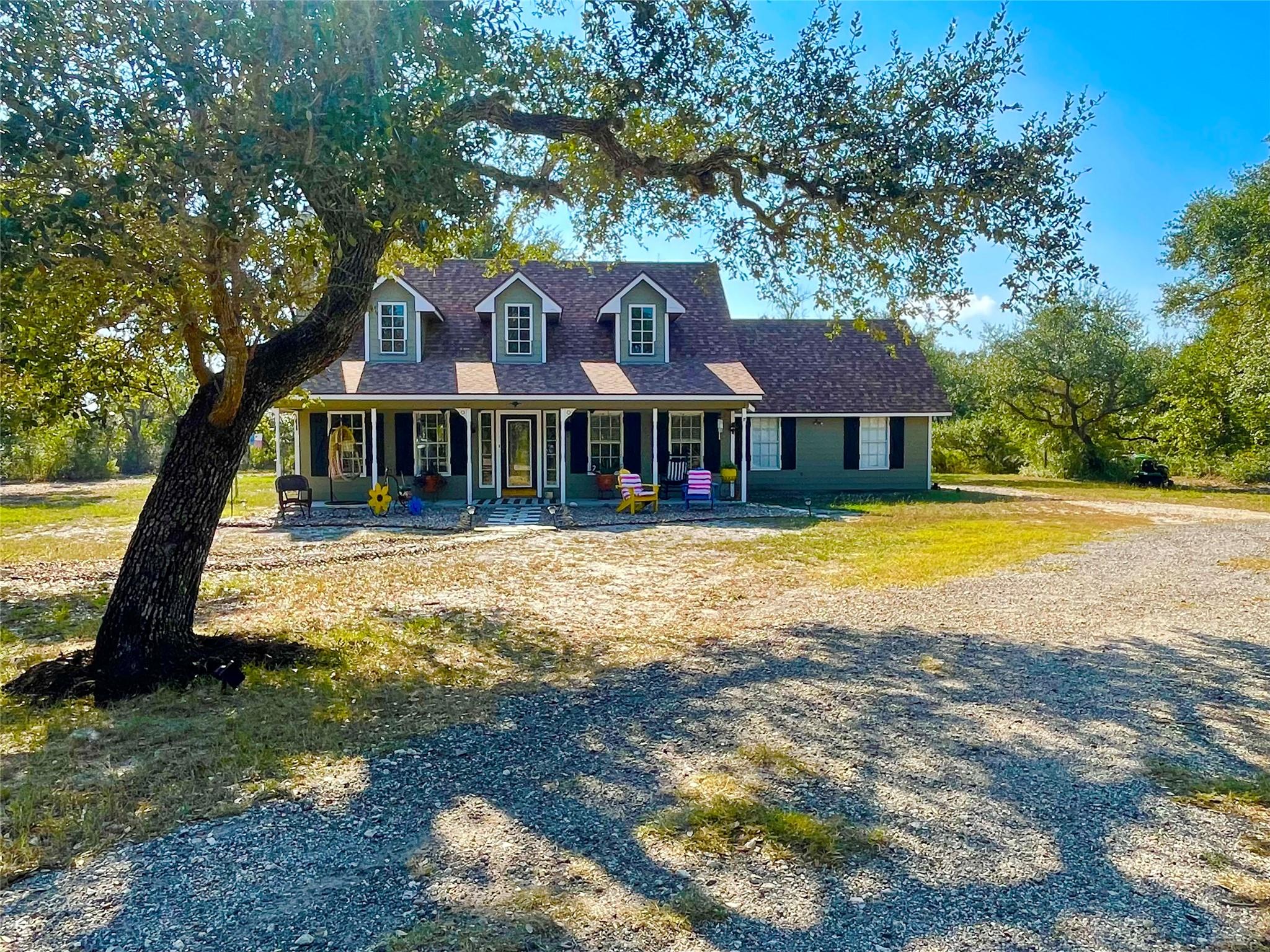 Image 5 of 39 For 322-342 Whispering Woods Dr