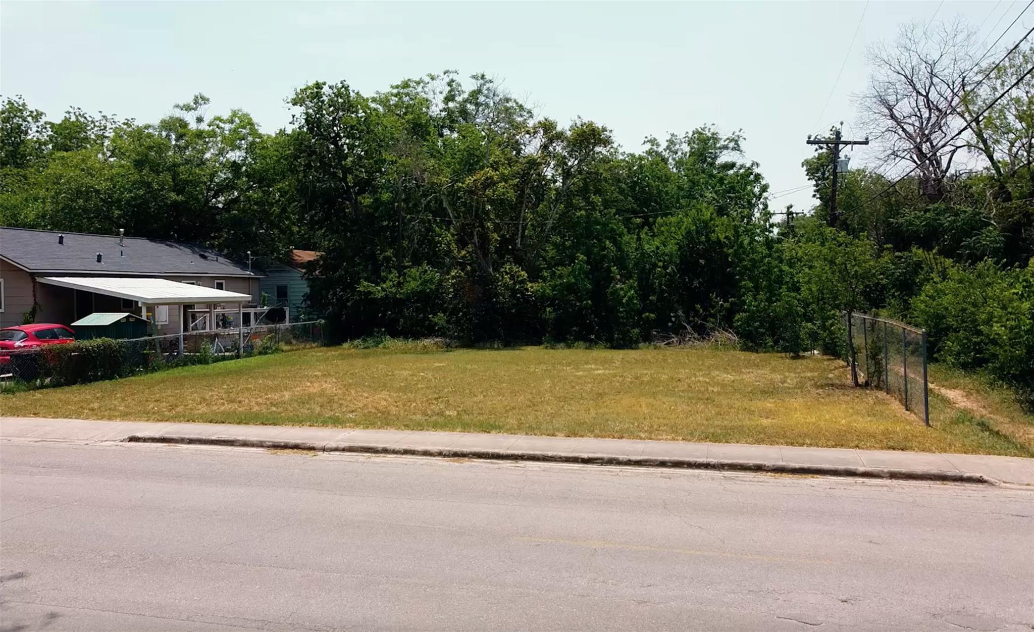 Image 3 of 3 For 501 Lindberg Ave