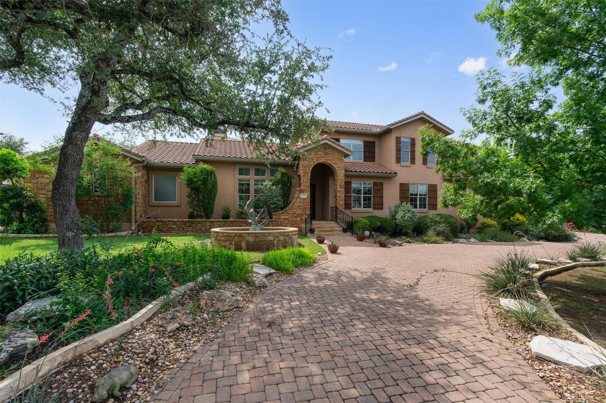 Details for 8212 Denali Pkwy, Austin, TX 78726