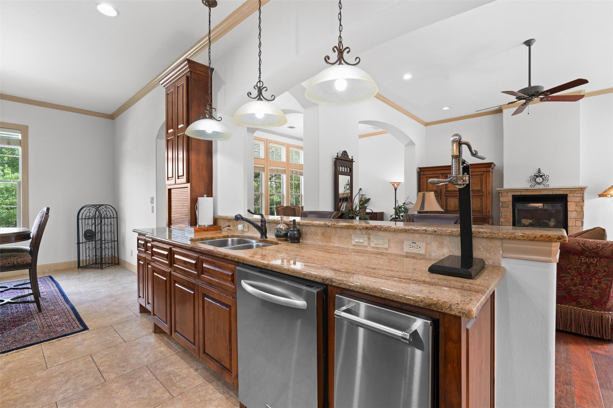 Image 12 of 40 For 8212 Denali Pkwy