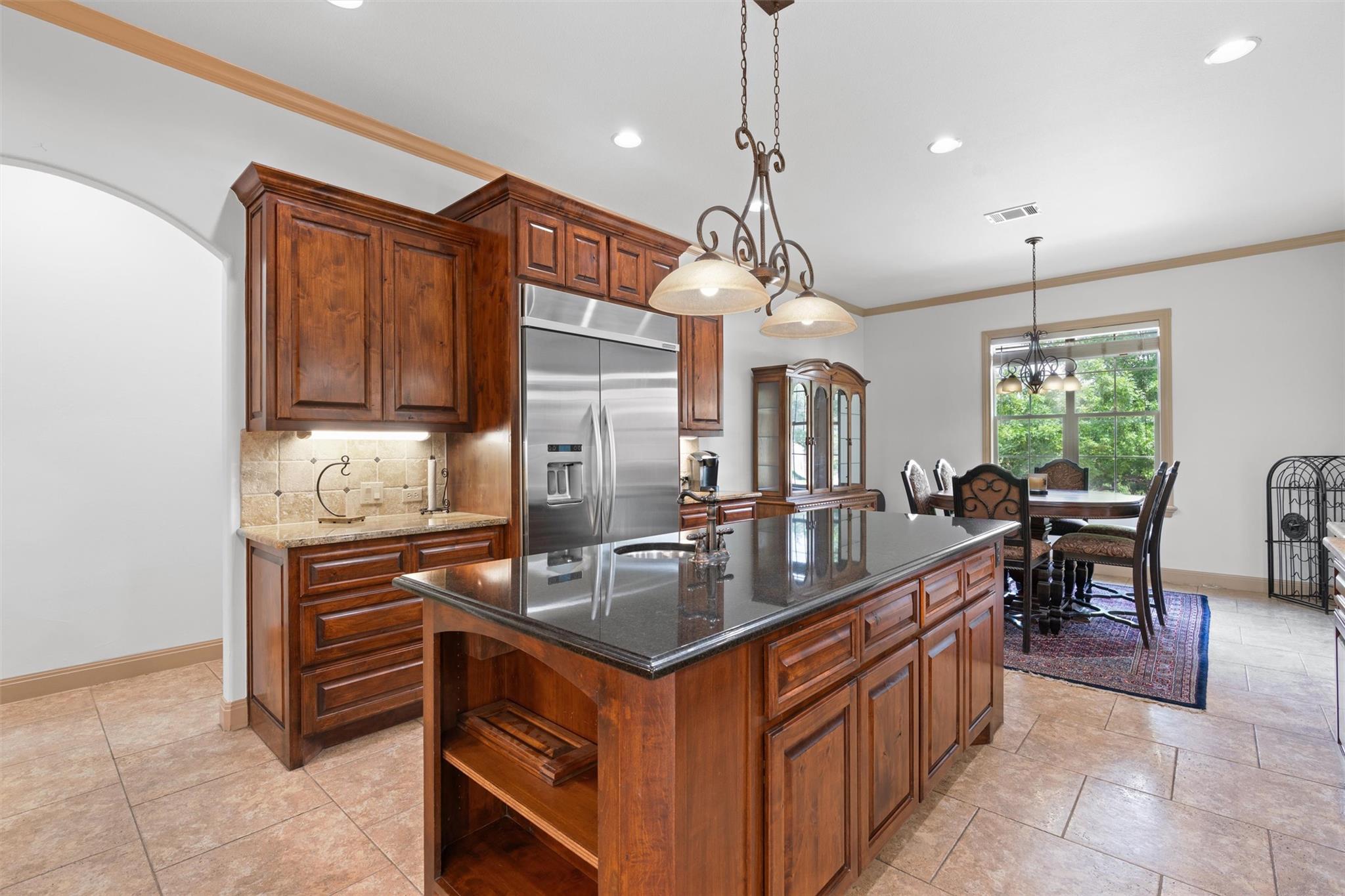 Image 15 of 40 For 8212 Denali Pkwy