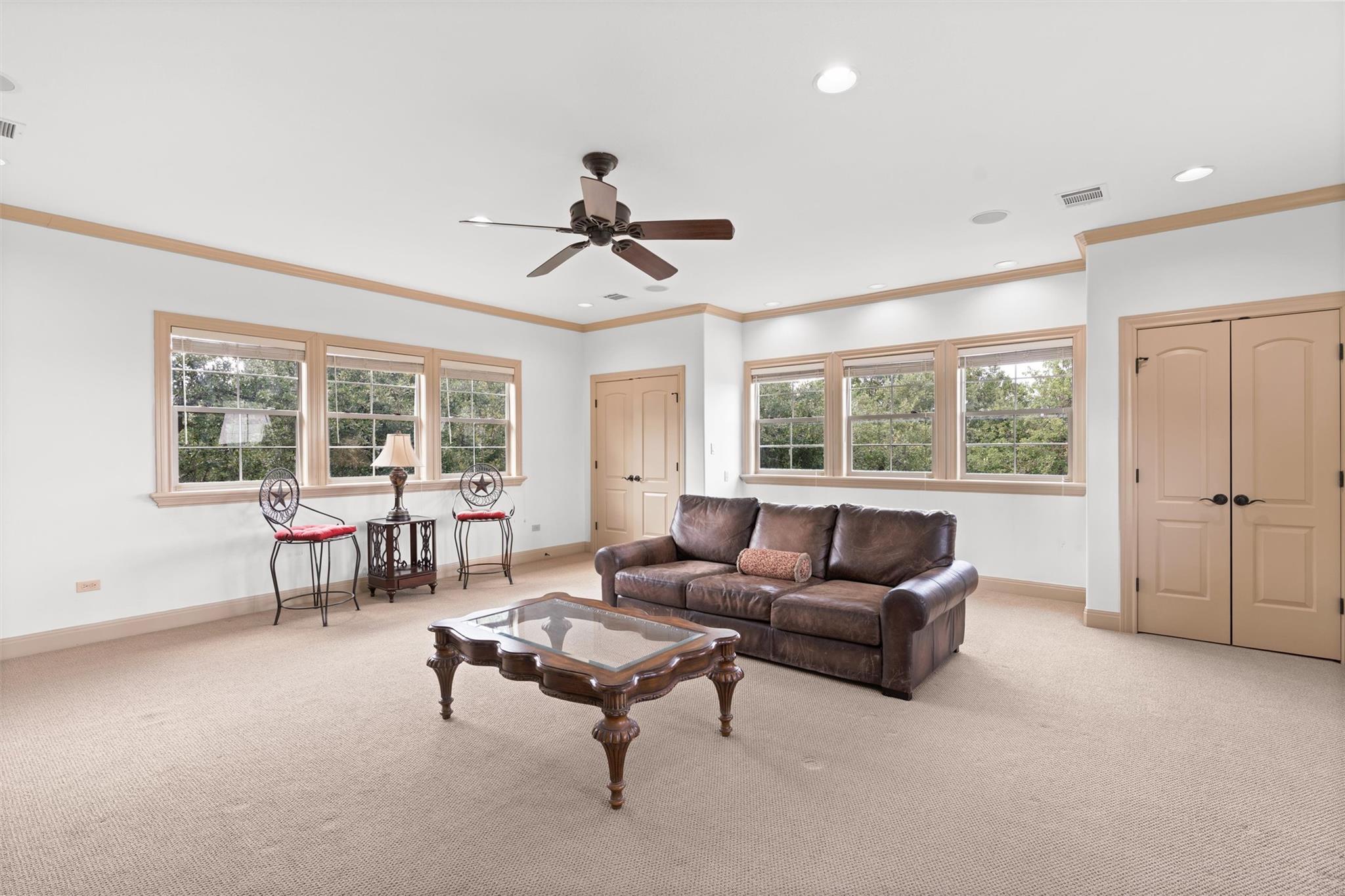 Image 29 of 40 For 8212 Denali Pkwy