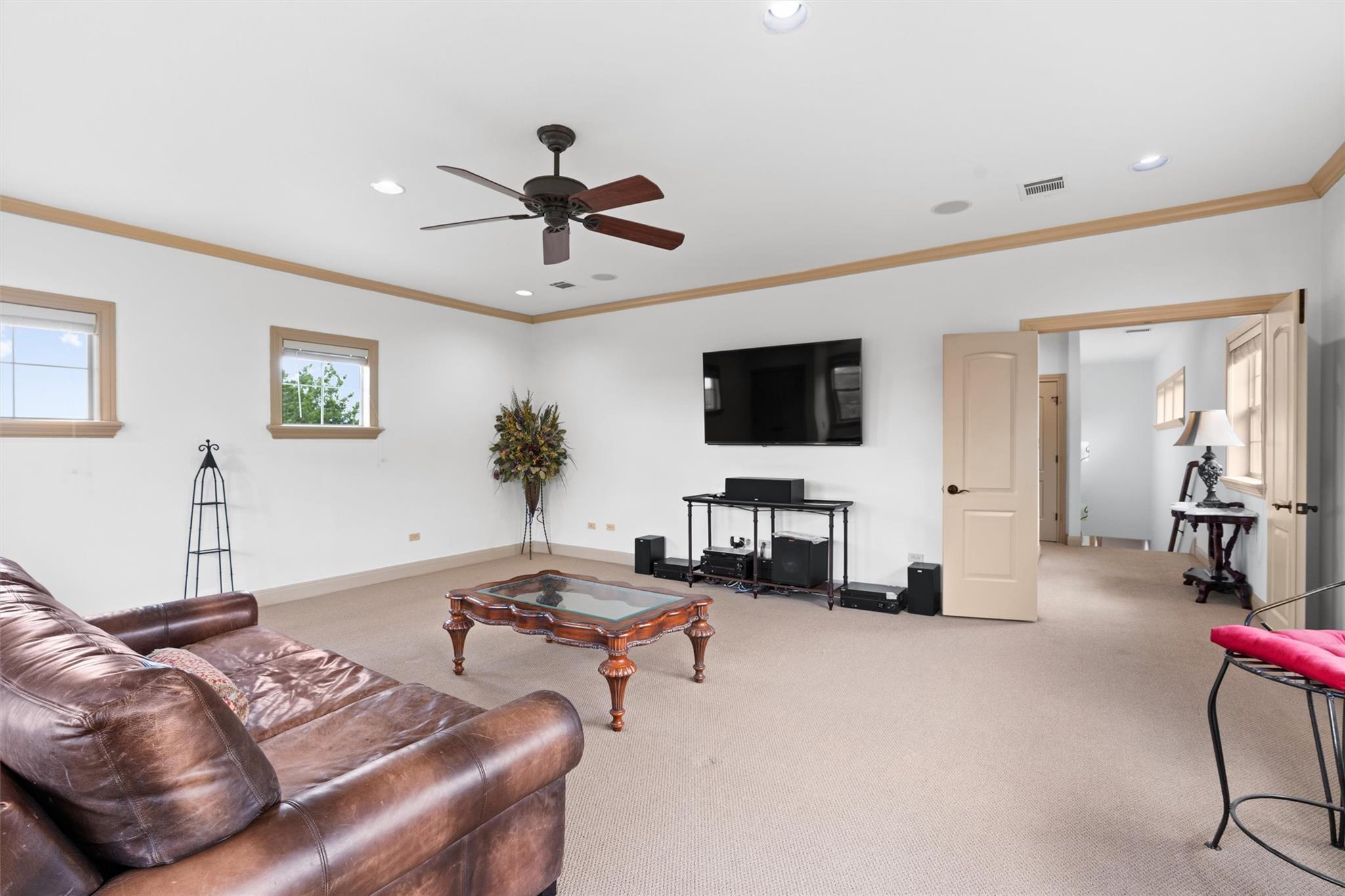 Image 30 of 40 For 8212 Denali Pkwy