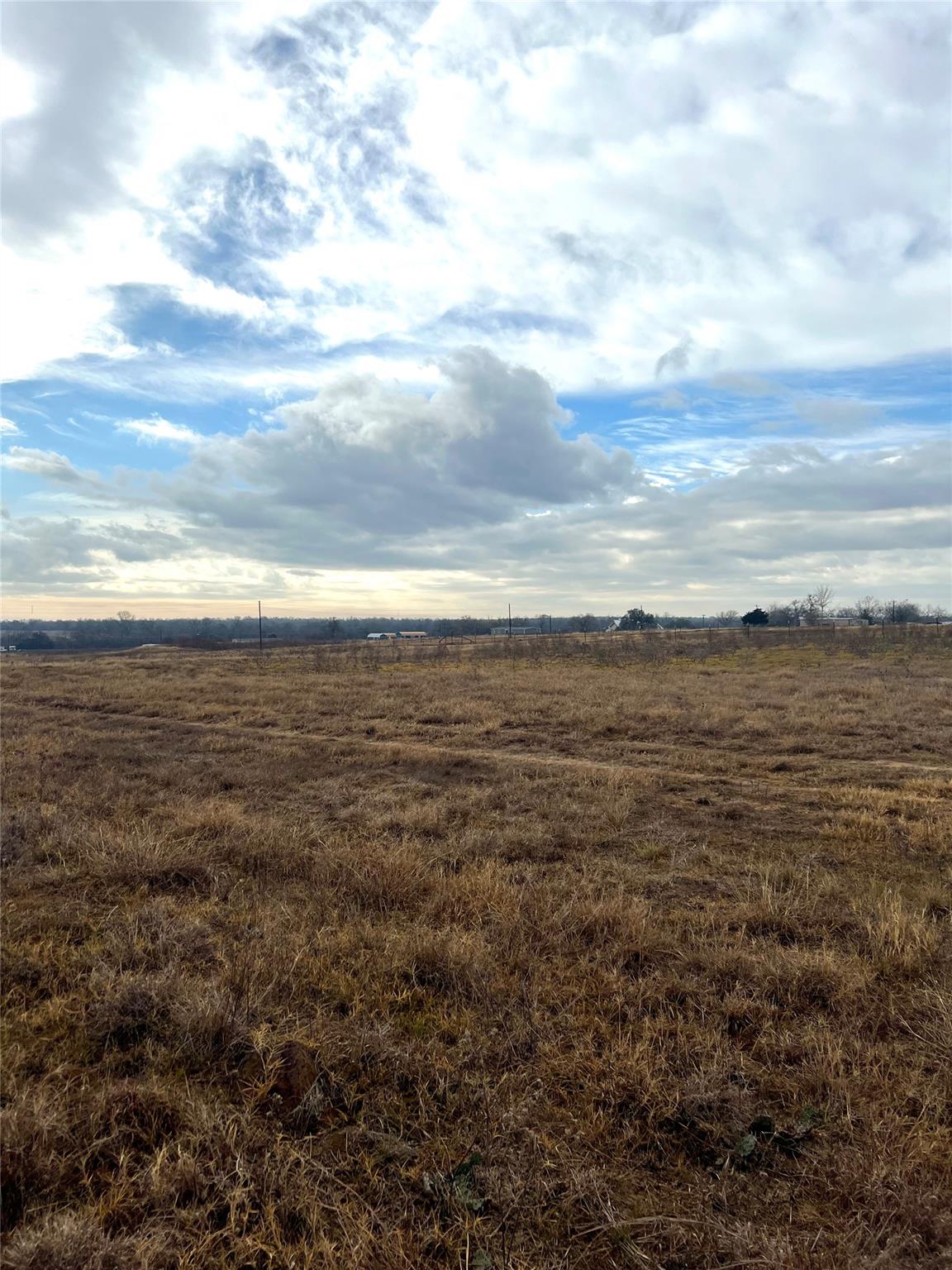 Image 2 of 10 For 505 Engelke Rd