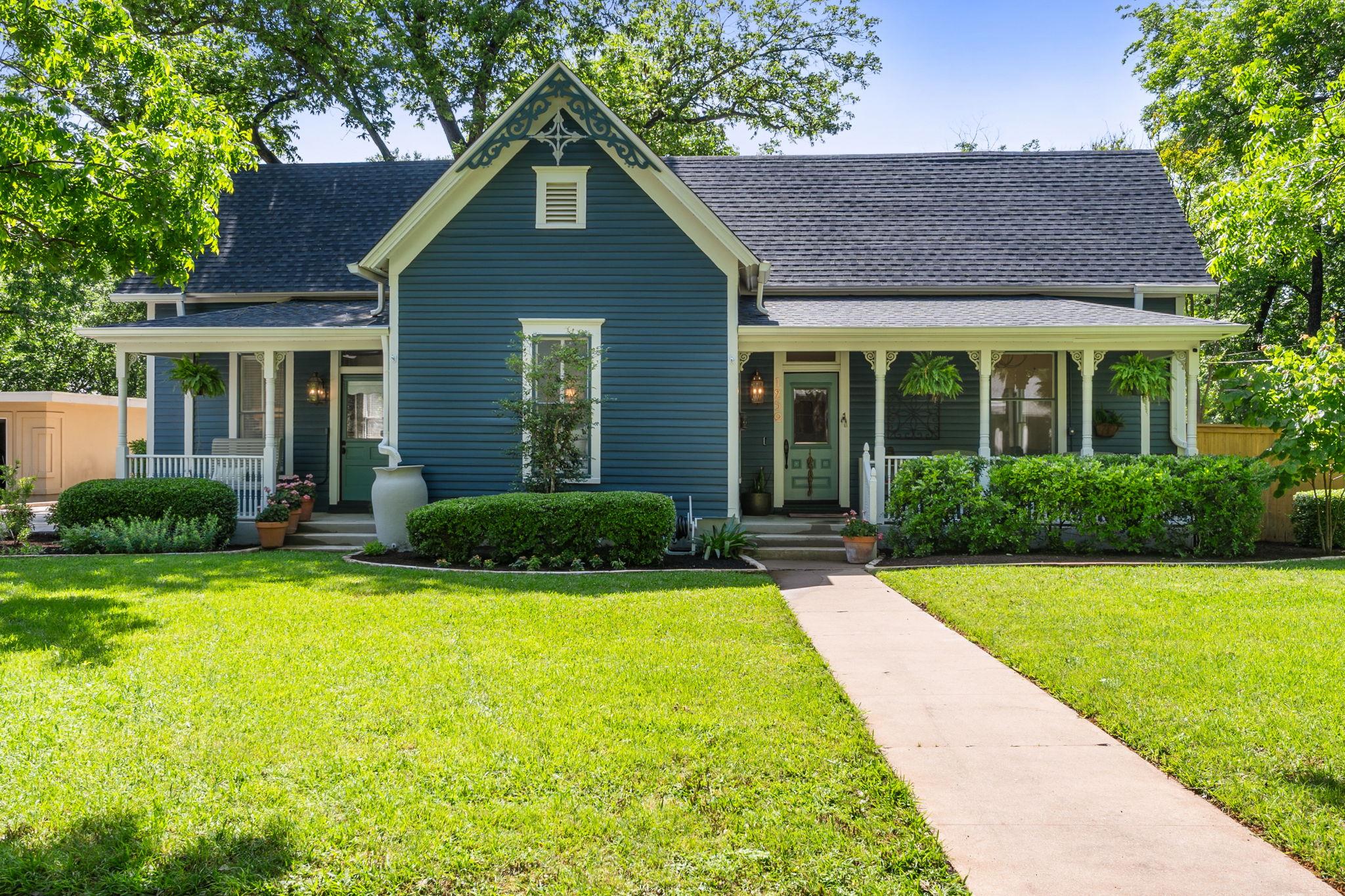 Details for 1250 Main St, Georgetown, TX 78626