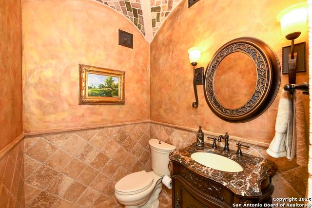 Image 15 of 30 For 464 Paradise Hls