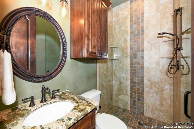 Image 18 of 30 For 464 Paradise Hls