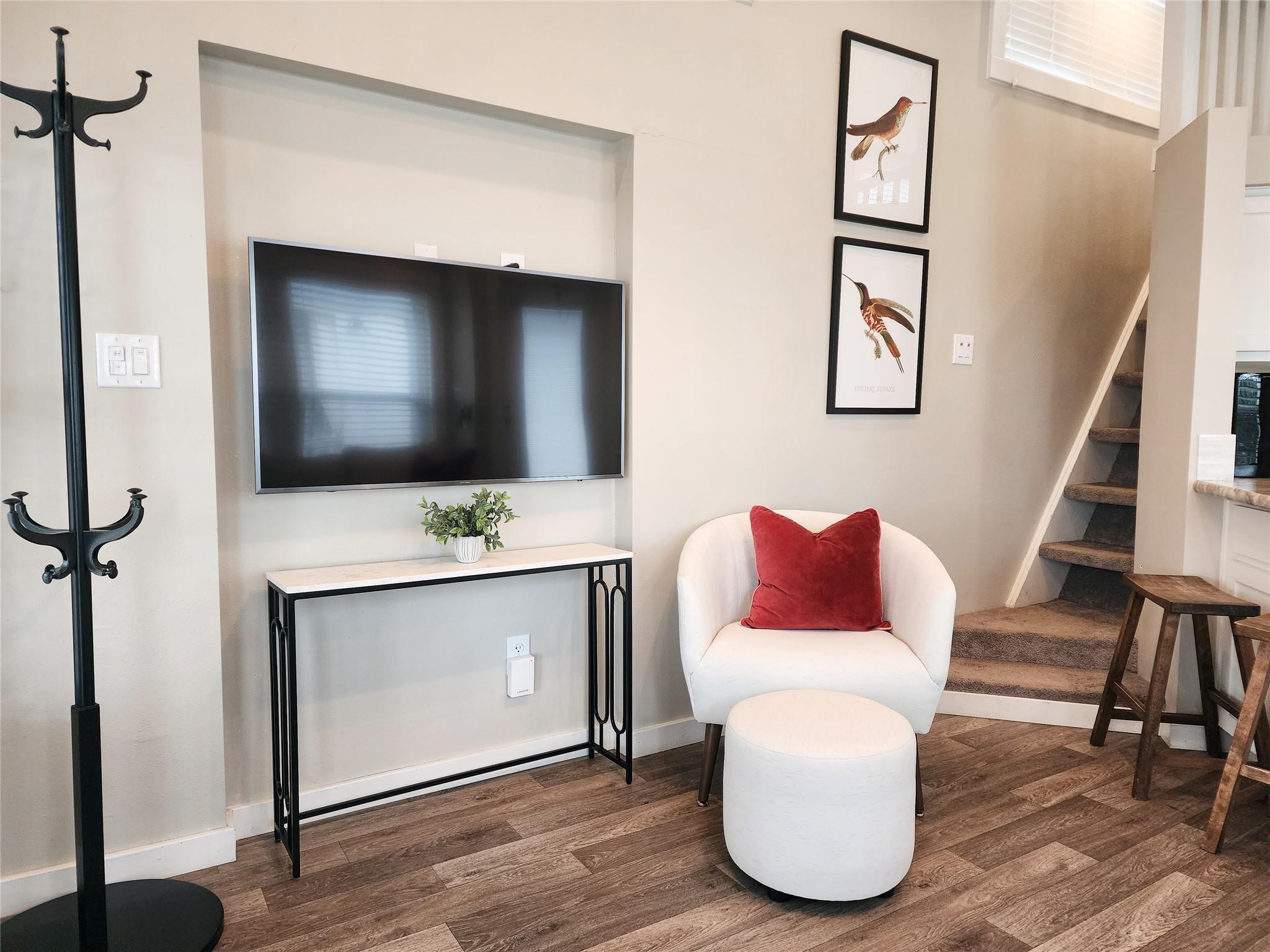 Image 15 of 28 For 282 Park Ave