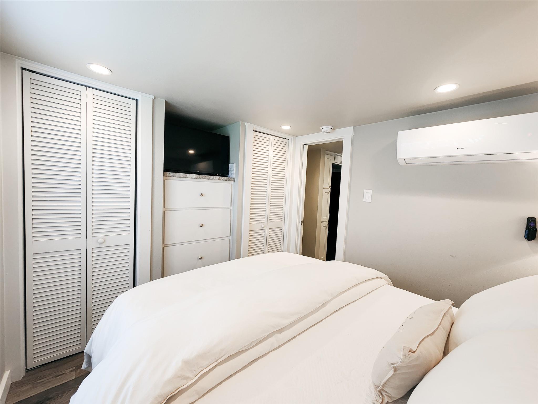 Image 16 of 28 For 282 Park Ave