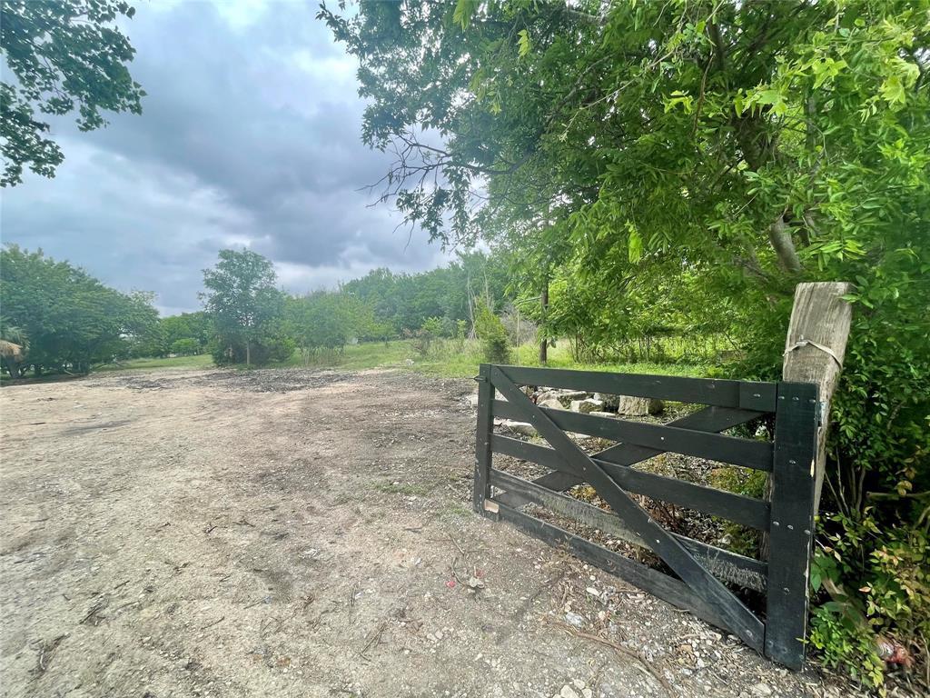 Image 4 of 15 For 13331 Bradshaw Rd