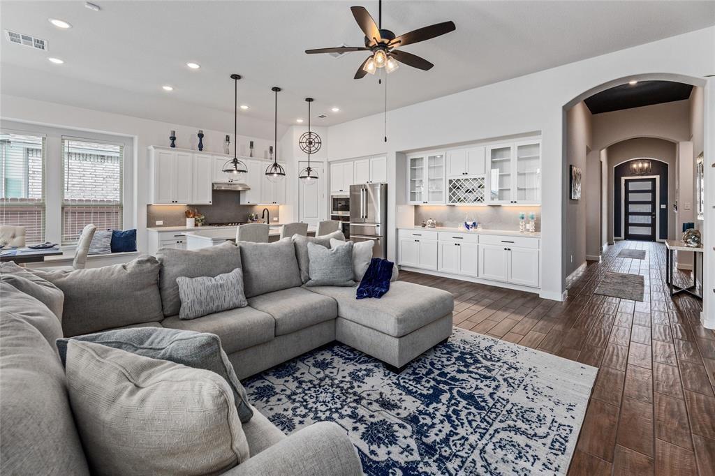 Image 10 of 33 For 116 Docking Iron Dr