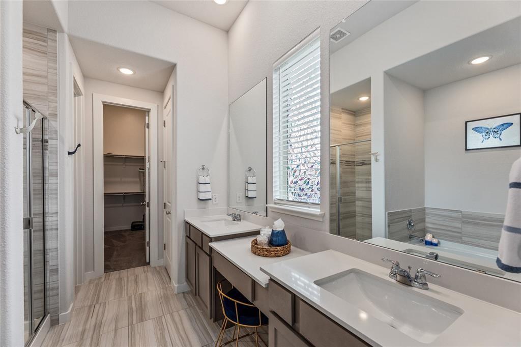 Image 17 of 33 For 116 Docking Iron Dr