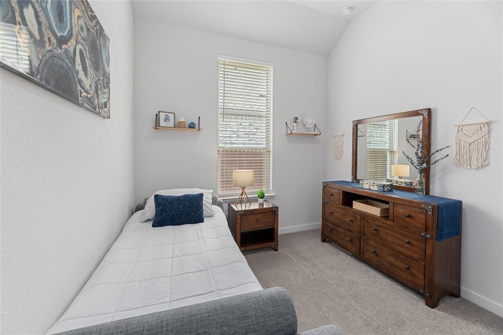 Image 22 of 33 For 116 Docking Iron Dr