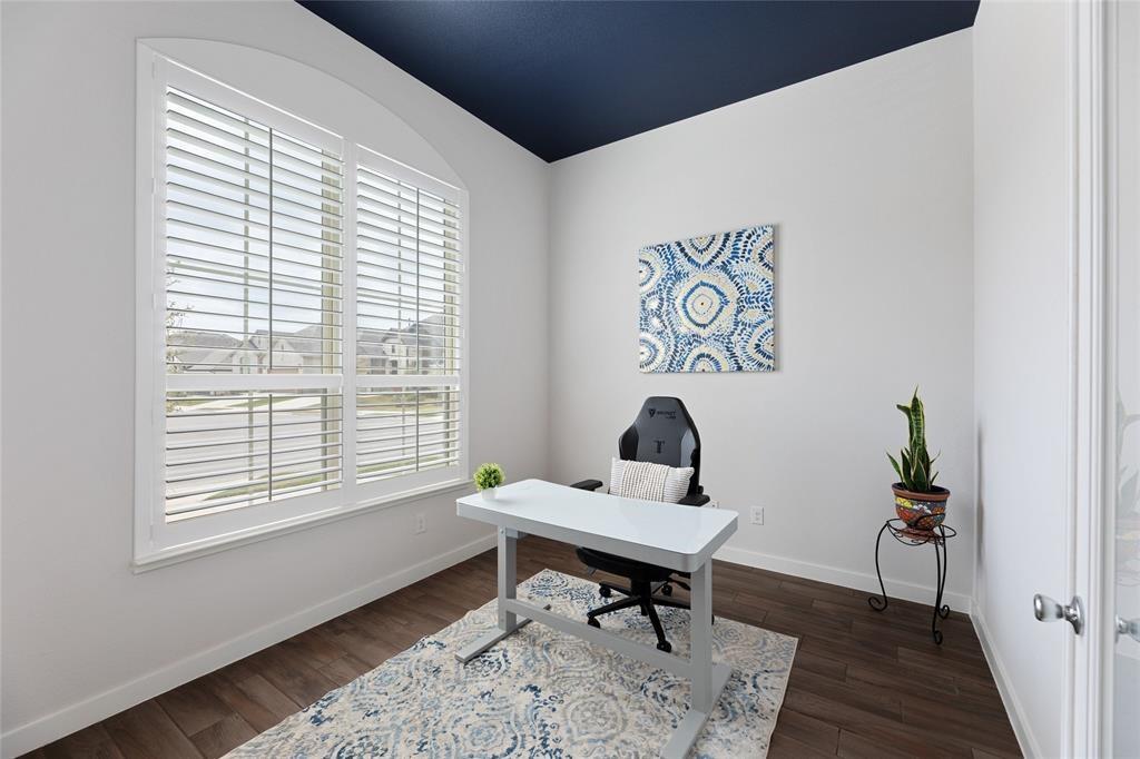 Image 25 of 33 For 116 Docking Iron Dr