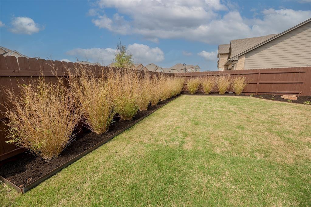 Image 33 of 33 For 116 Docking Iron Dr