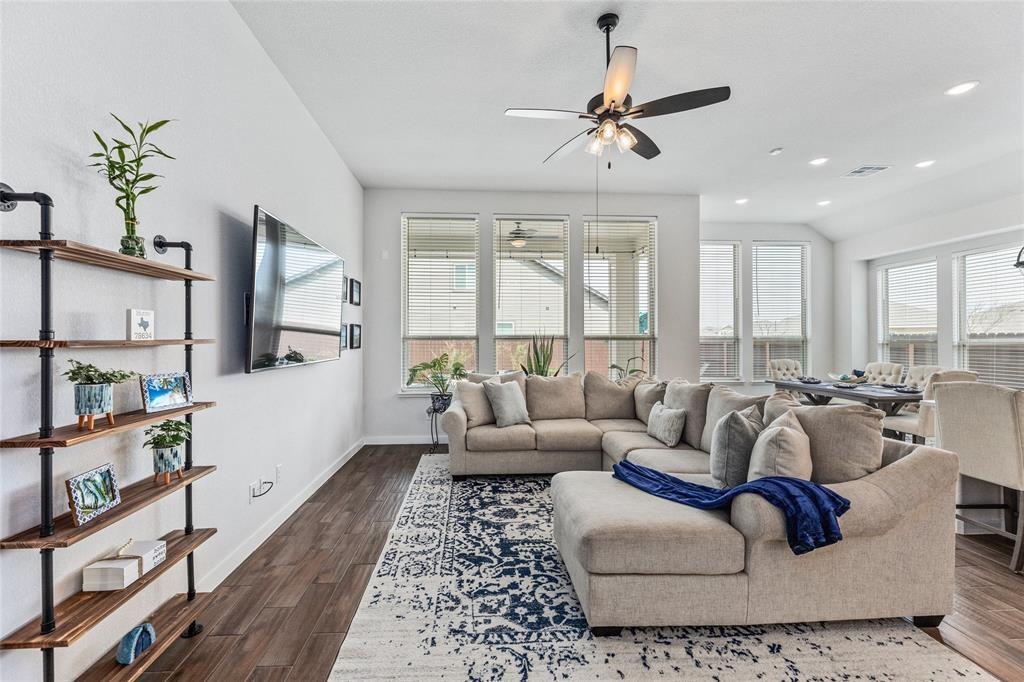 Image 5 of 33 For 116 Docking Iron Dr