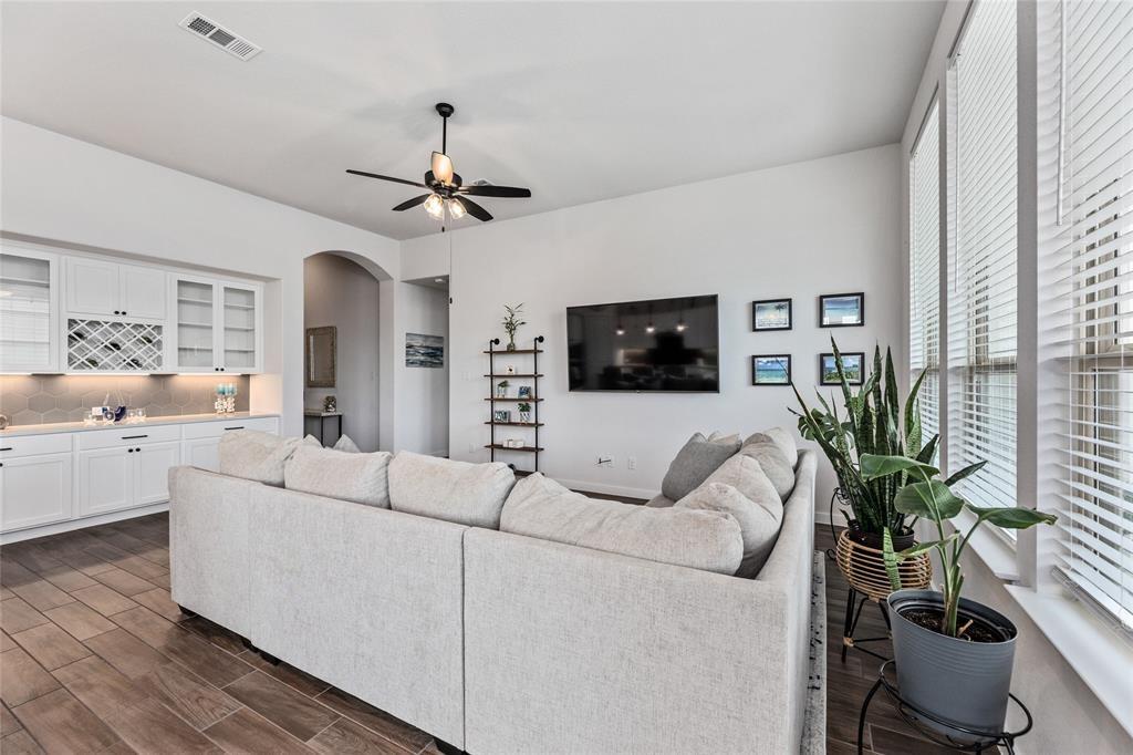 Image 6 of 33 For 116 Docking Iron Dr