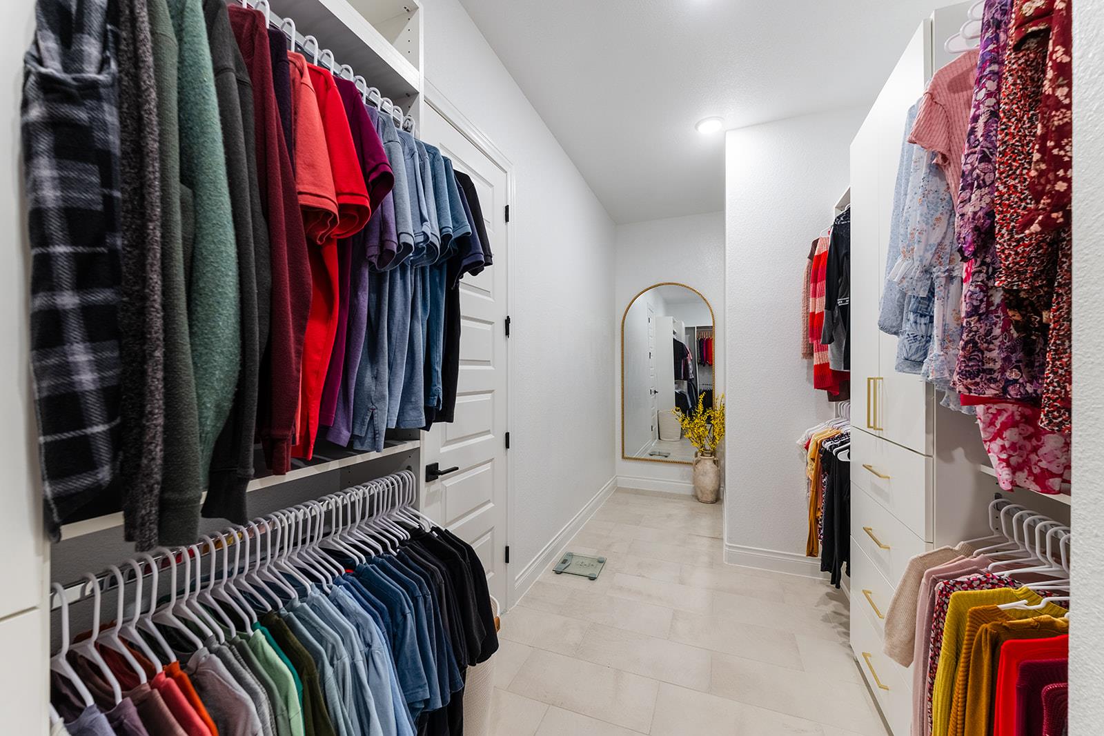 Image 20 of 40 For 216 Spence Ln