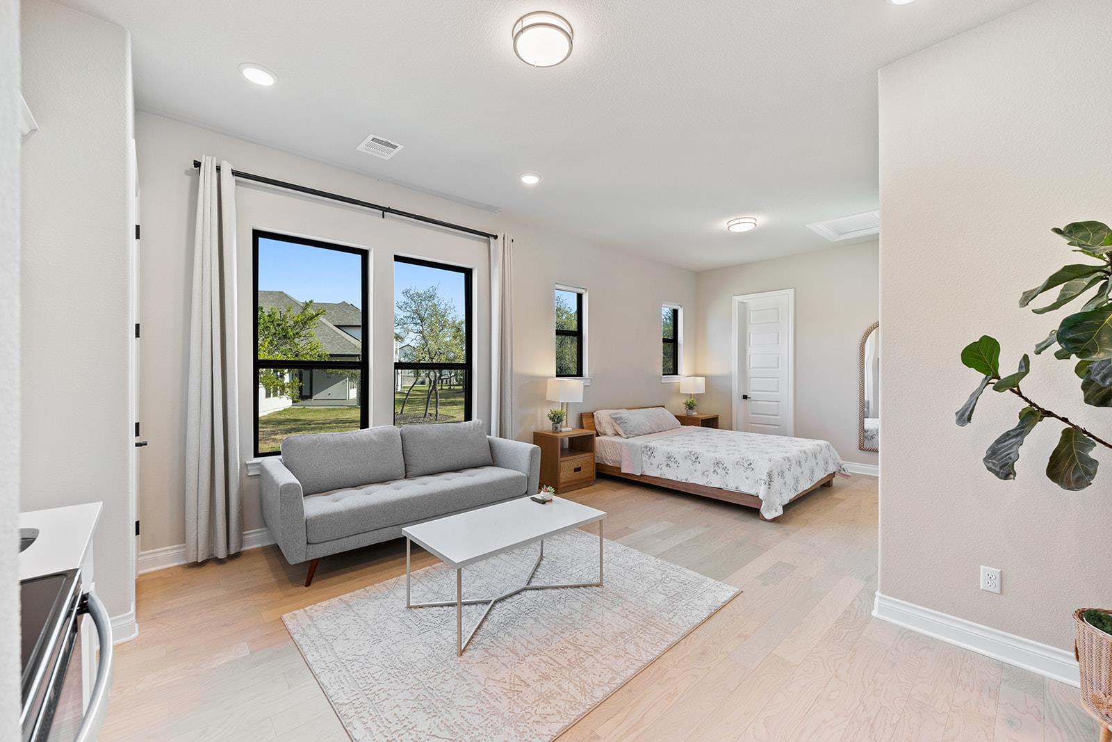 Image 24 of 40 For 216 Spence Ln