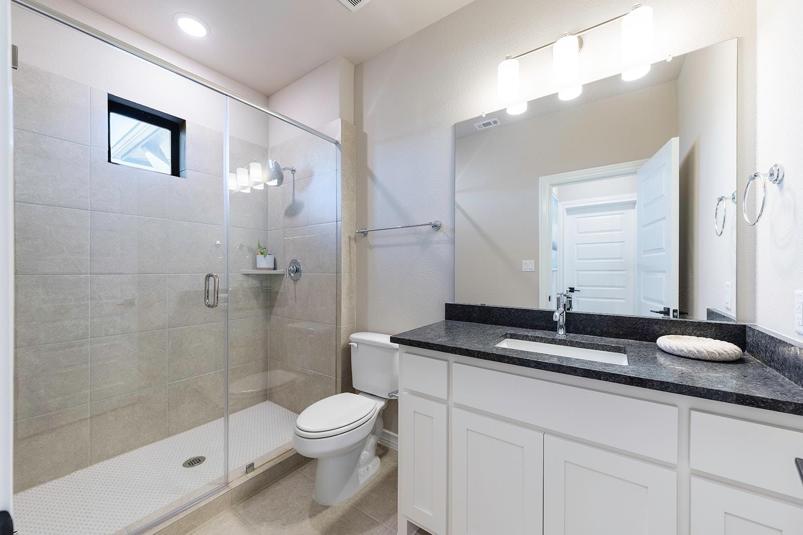 Image 29 of 40 For 216 Spence Ln