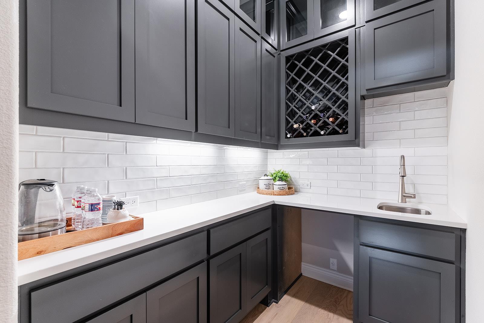 Image 32 of 40 For 216 Spence Ln