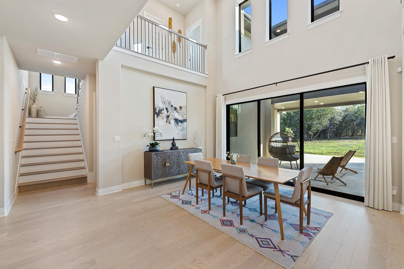 Image 7 of 40 For 216 Spence Ln