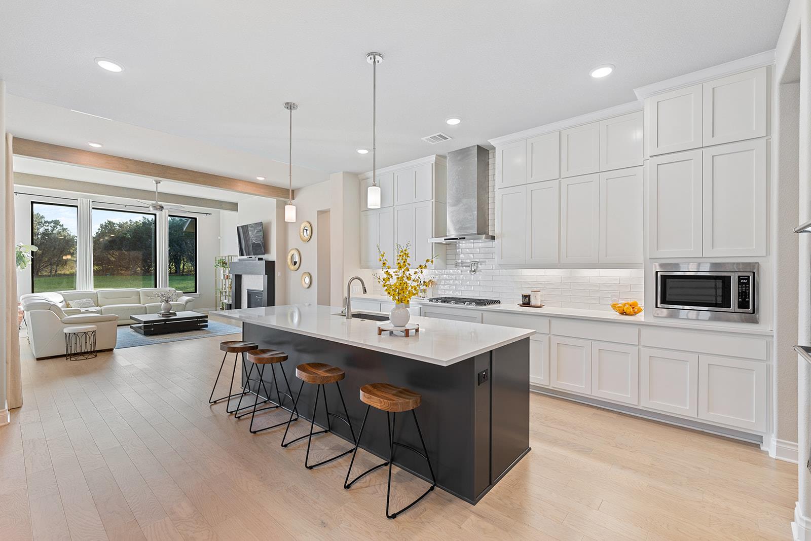 Image 8 of 40 For 216 Spence Ln