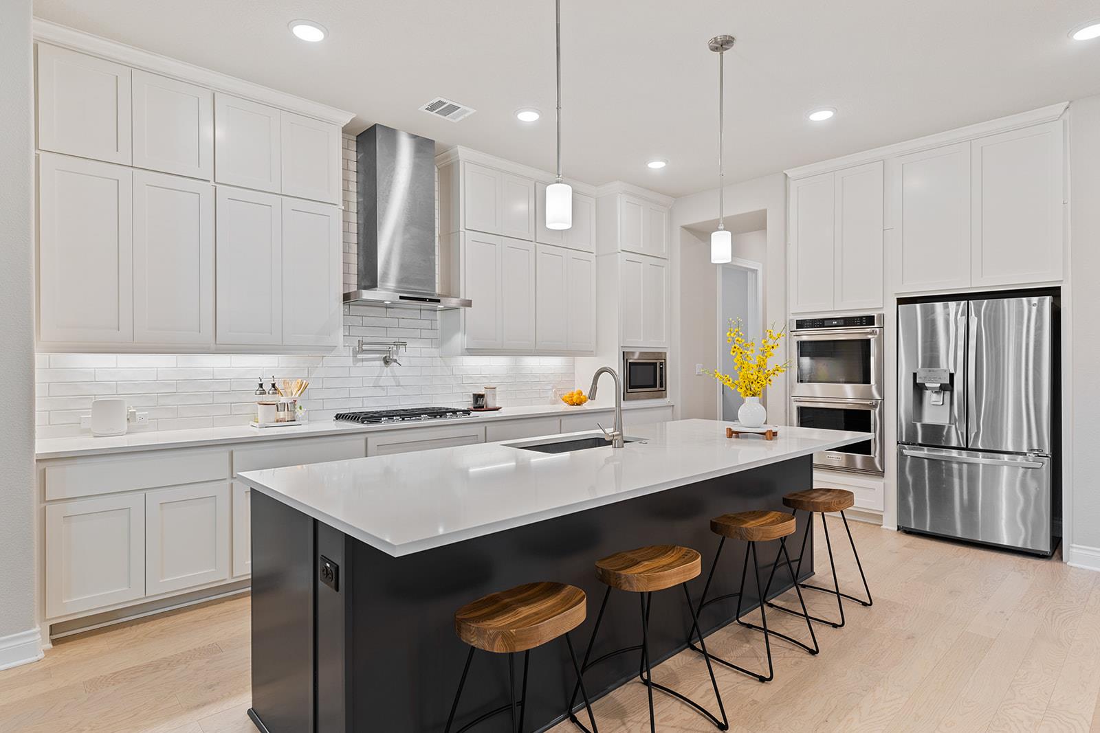 Image 9 of 40 For 216 Spence Ln