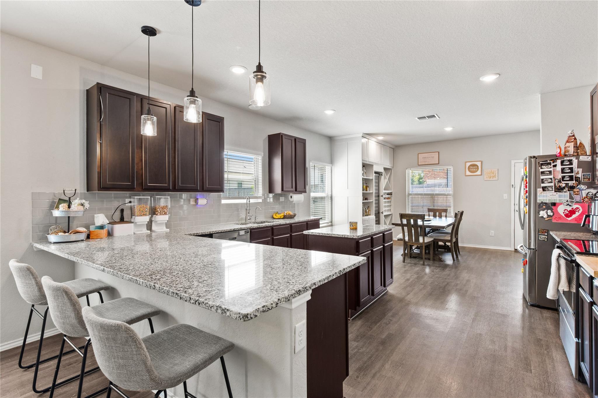 Image 10 of 39 For 331 Saddle Dawn